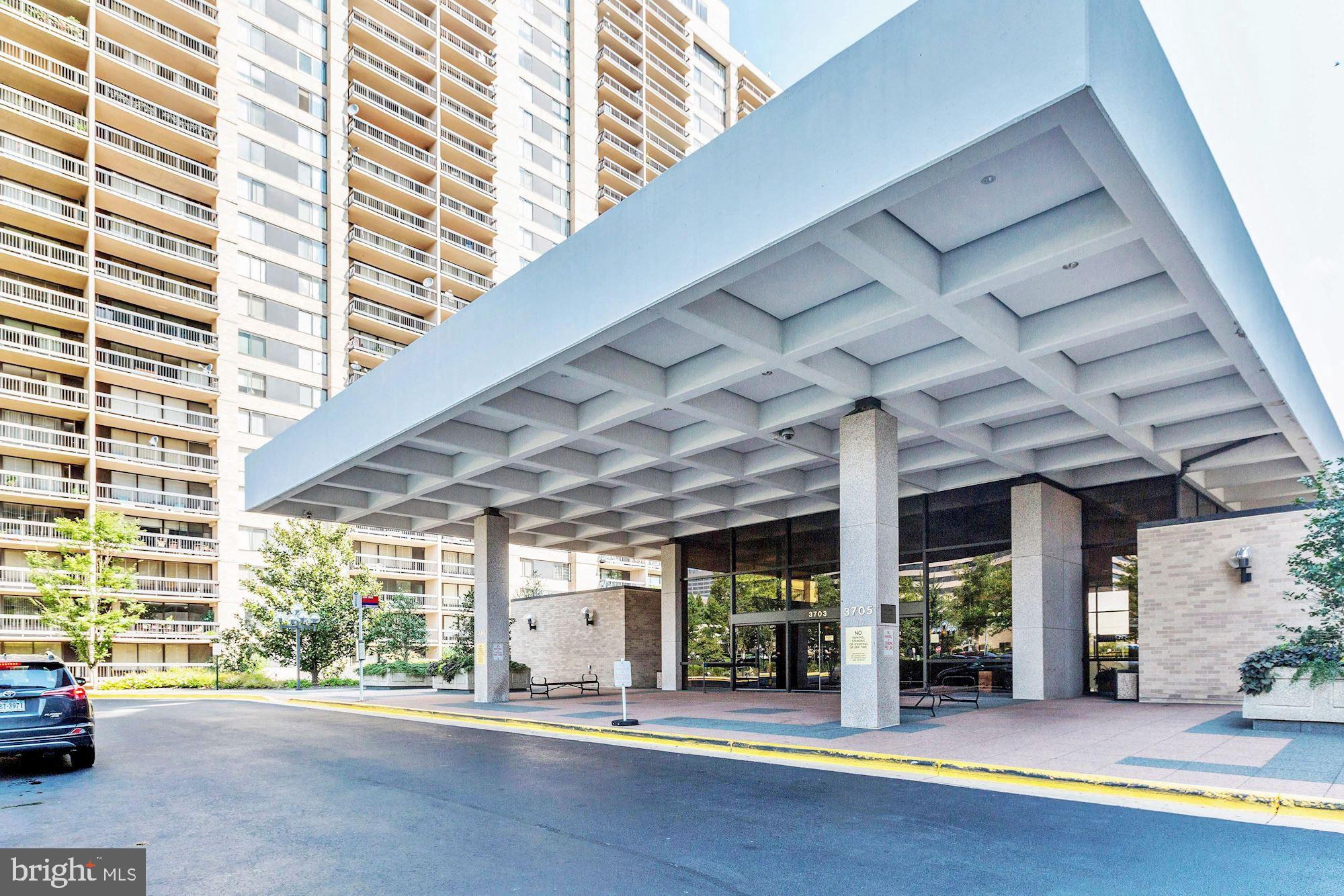 SKYLINE PLAZA - Residential Lease