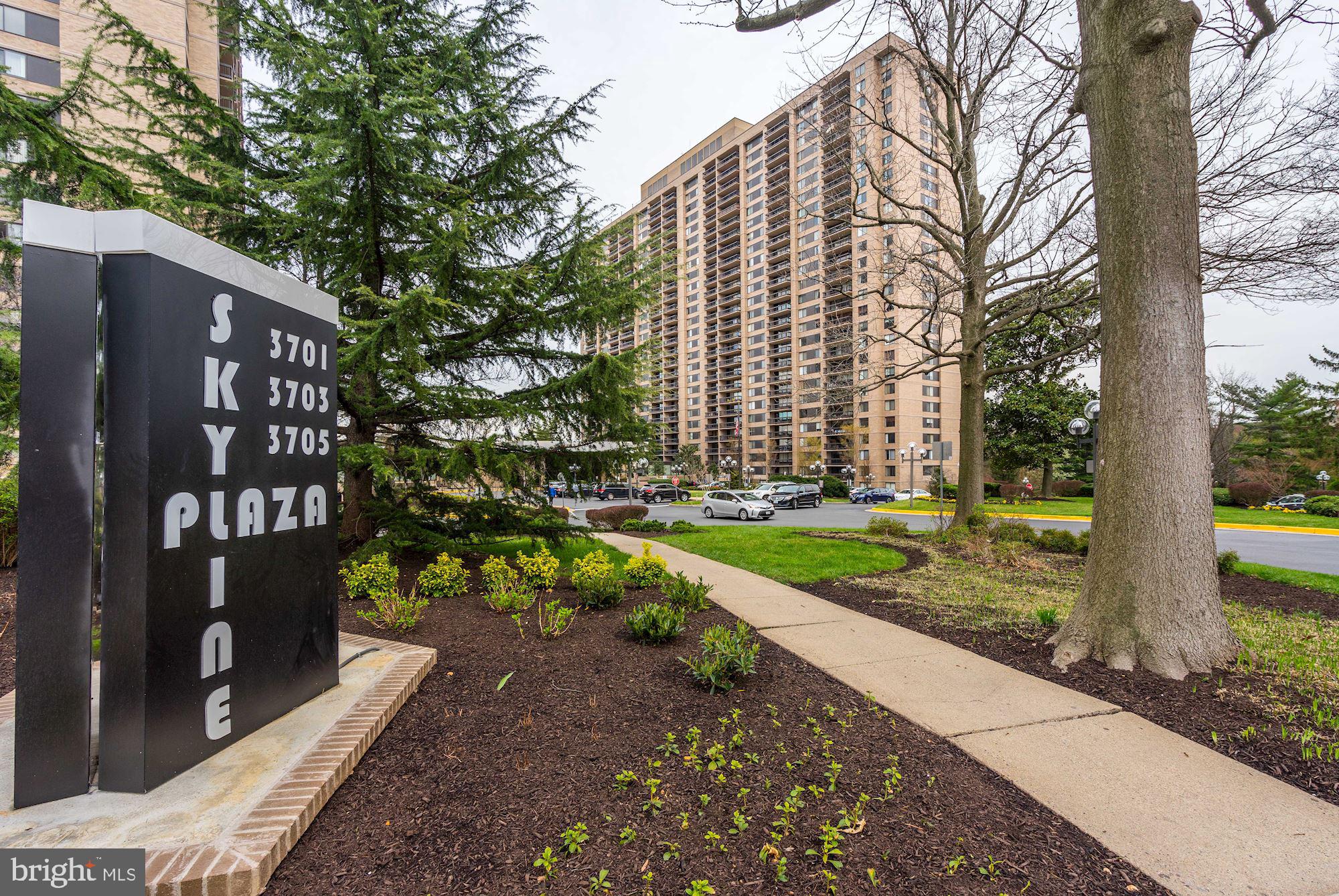 SKYLINE PLAZA - Residential Lease