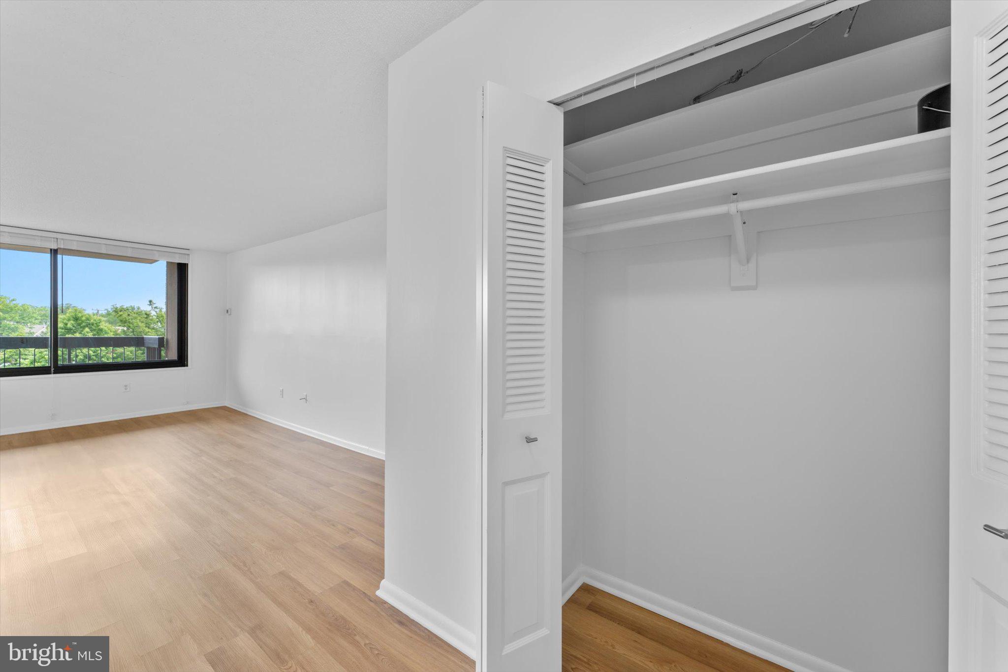 SKYLINE PLAZA - Residential Lease