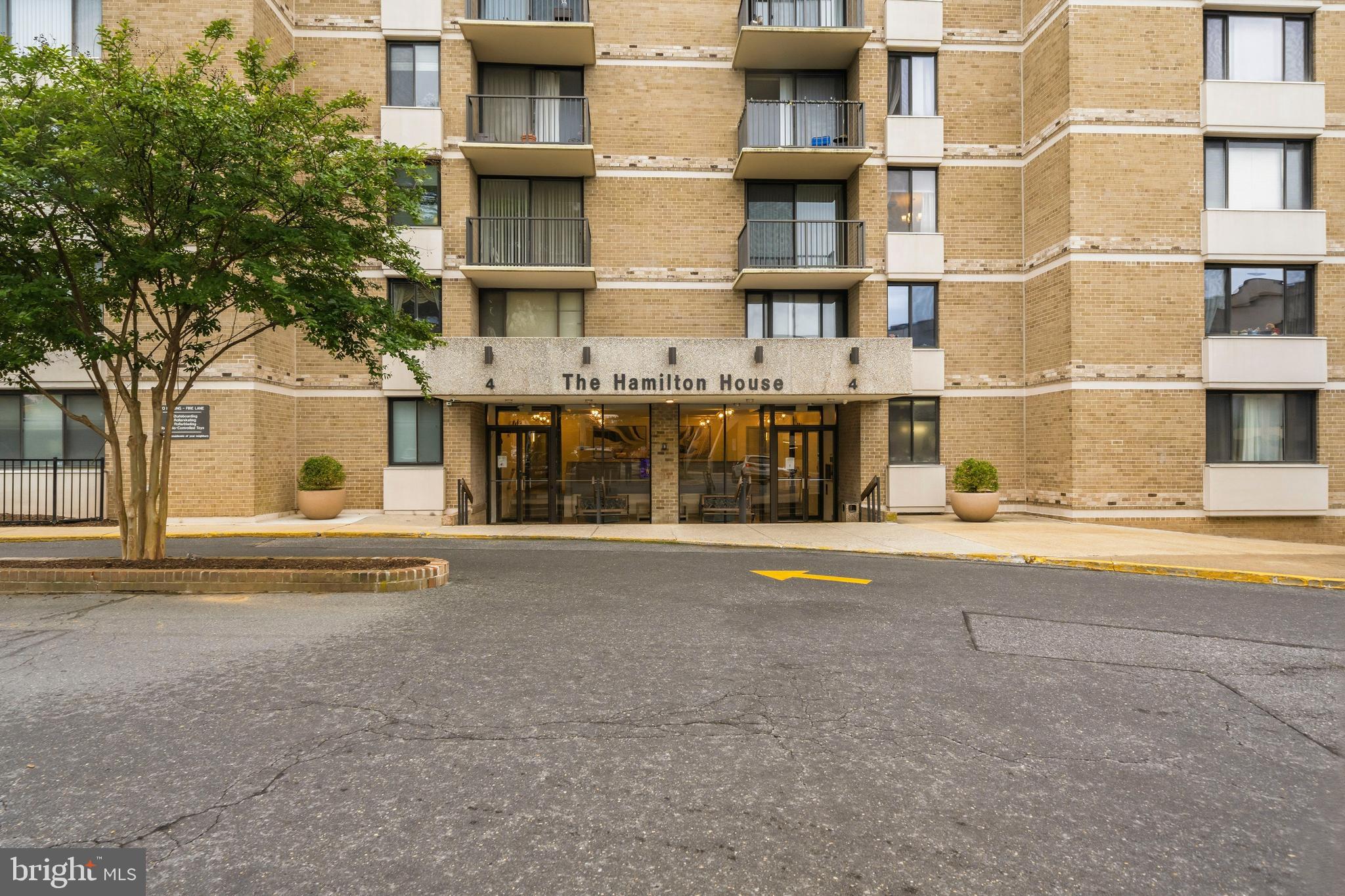 AMERICANA CENTRE - Residential