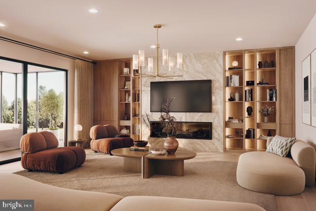 VIENNA WOODS - Residential
