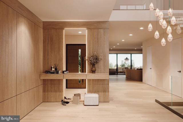 VIENNA WOODS - Residential