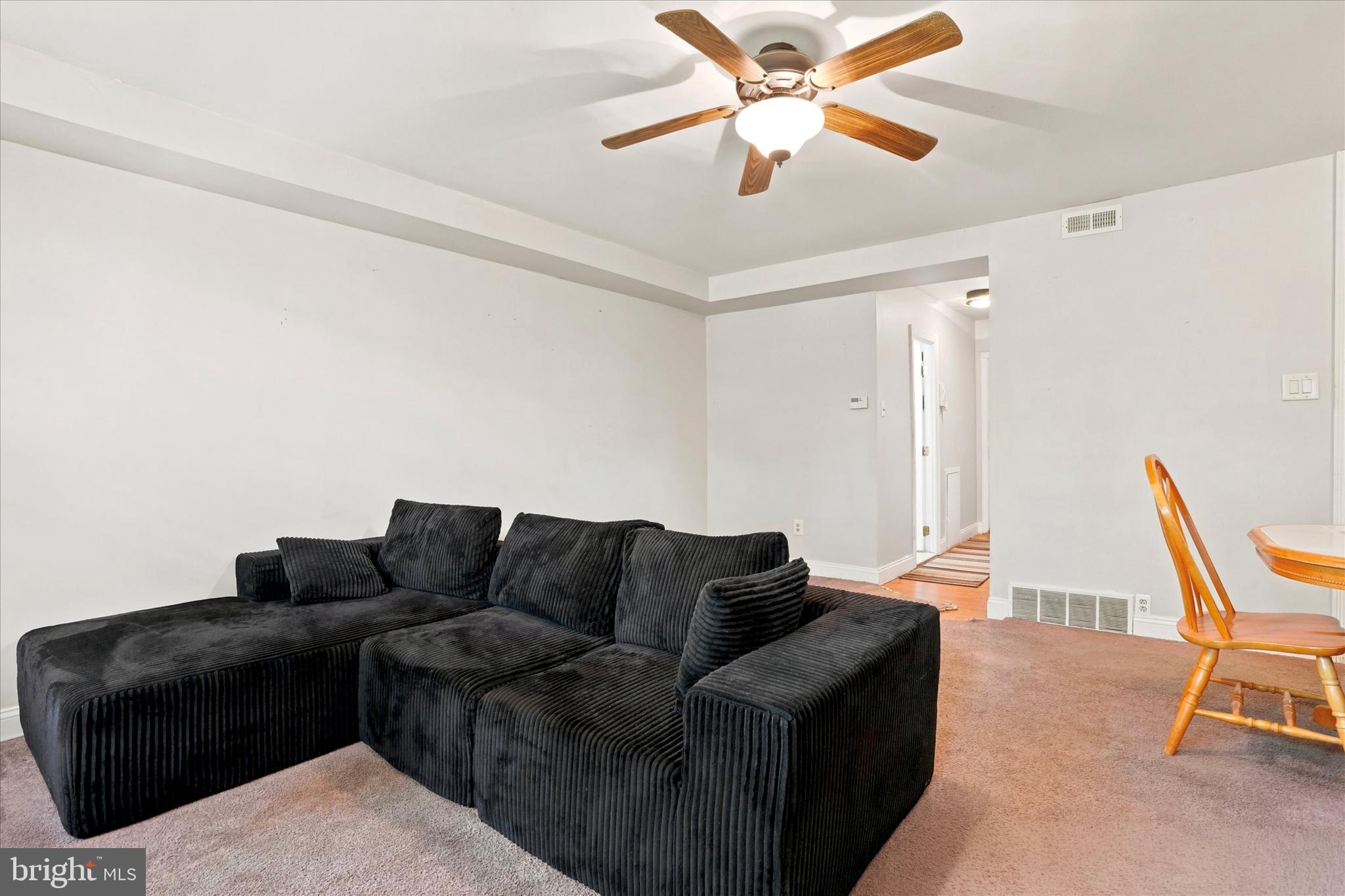 ROXBOROUGH - Residential