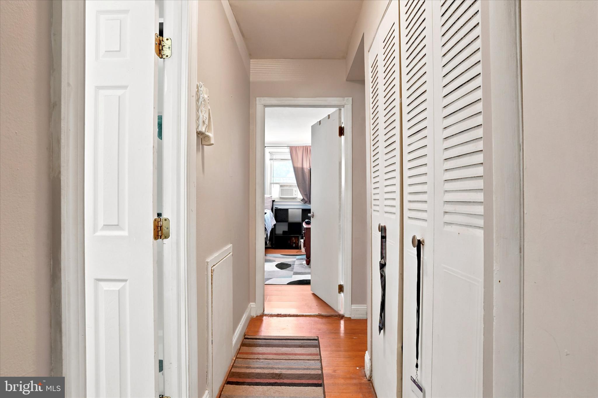 ROXBOROUGH - Residential