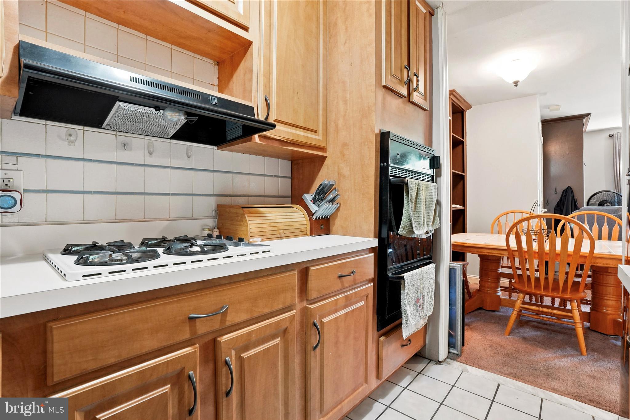 ROXBOROUGH - Residential