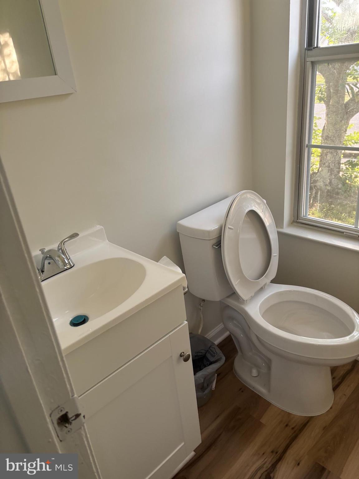 WESTBURY - Residential