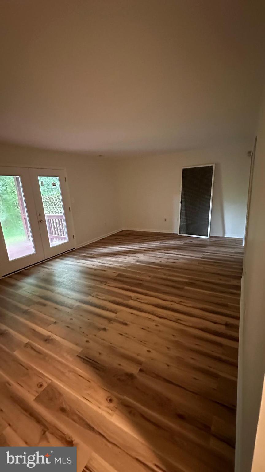 WESTBURY - Residential