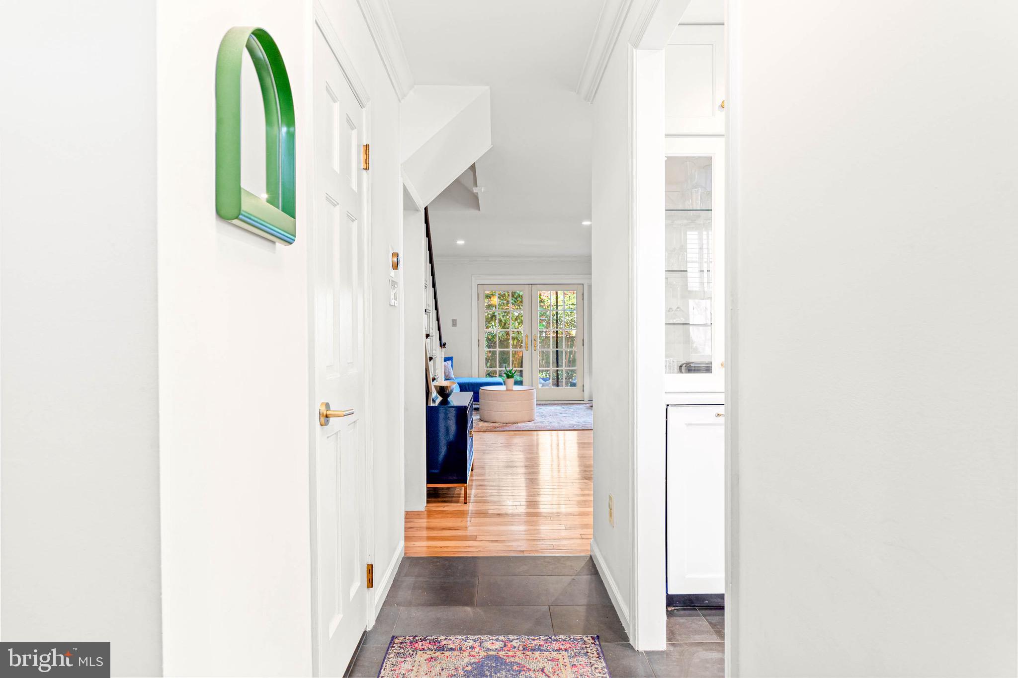 SOCIETY HILL - Residential