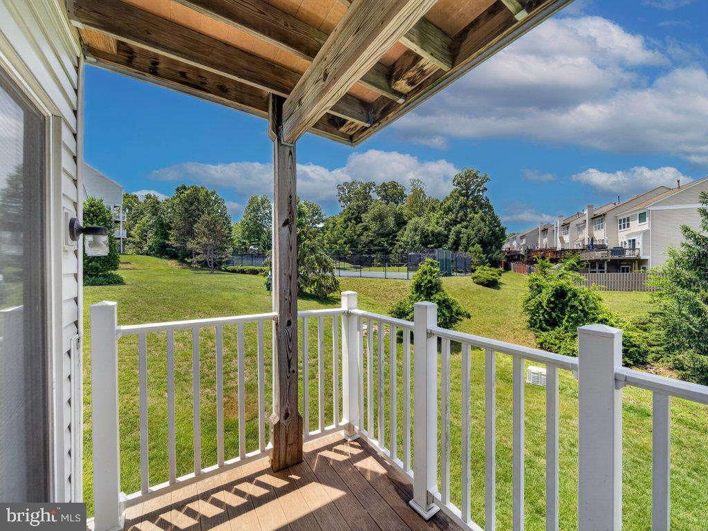 LAKE RIDGE POINTE CONDO - Residential