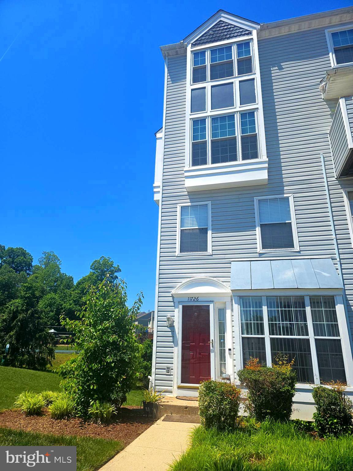LAKE RIDGE POINTE CONDO - Residential