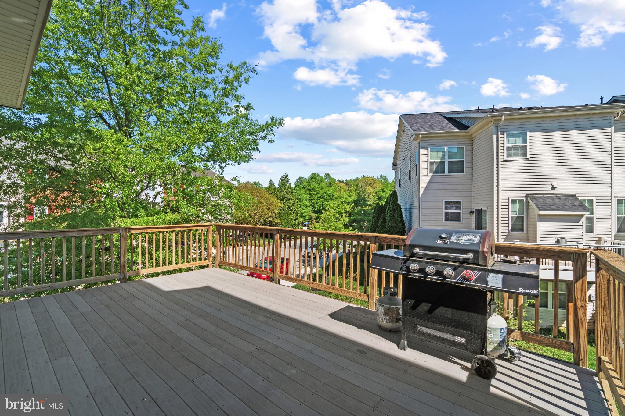 TANYARD SPRINGS - Residential