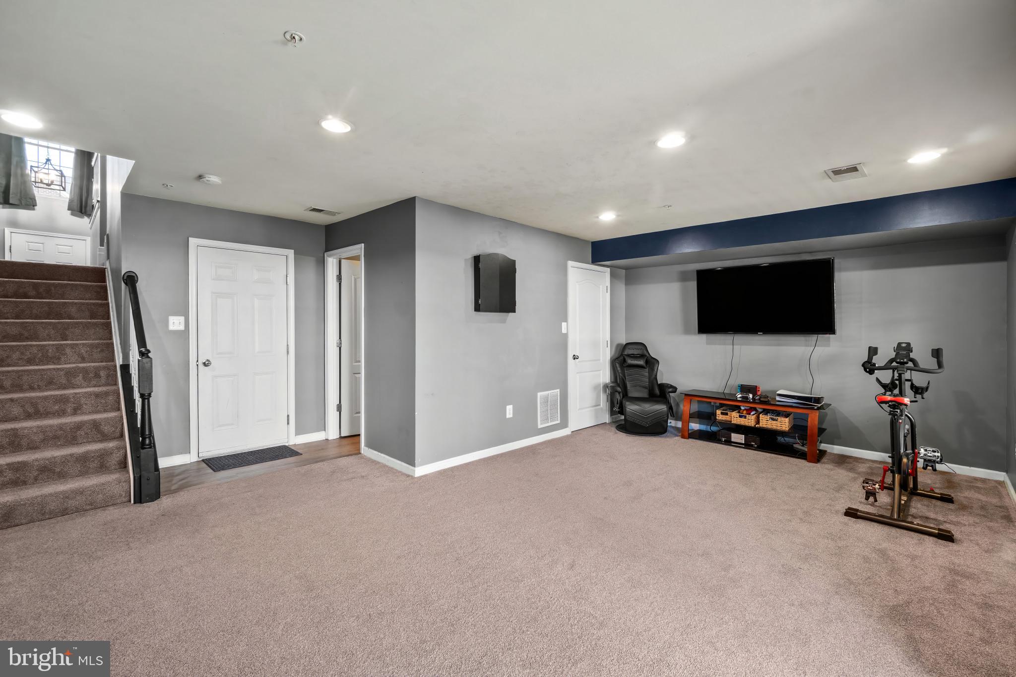 TANYARD SPRINGS - Residential