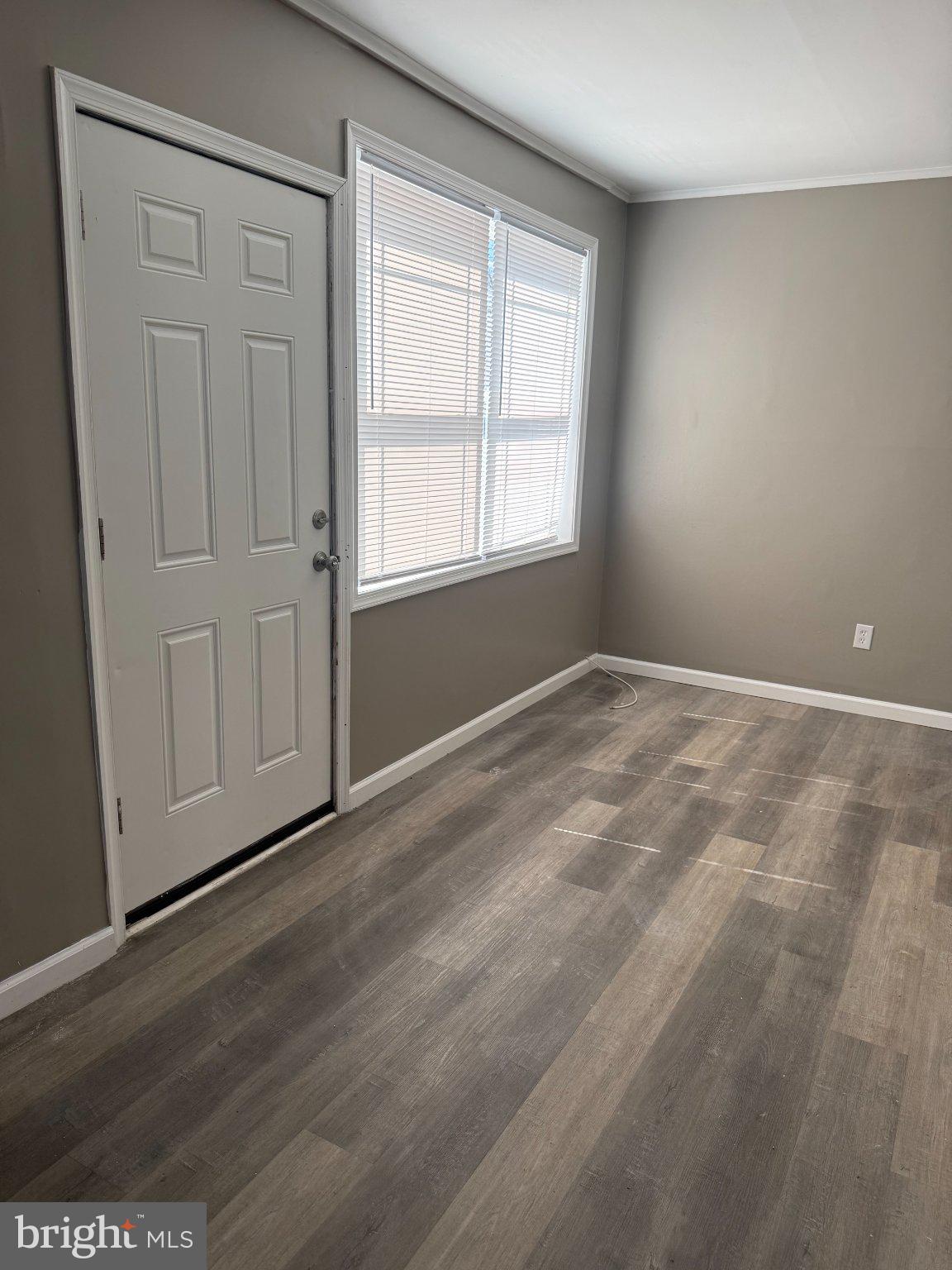 FOREST VILLA - Residential Lease
