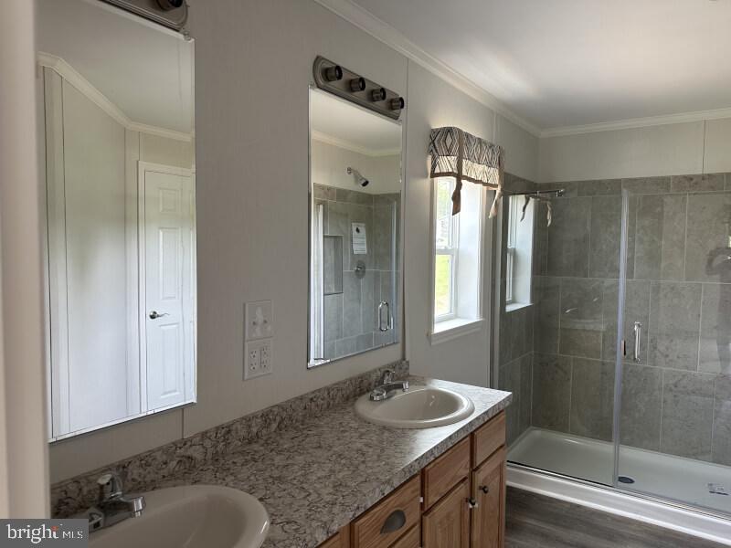 LINDALE VILLAGE - Residential
