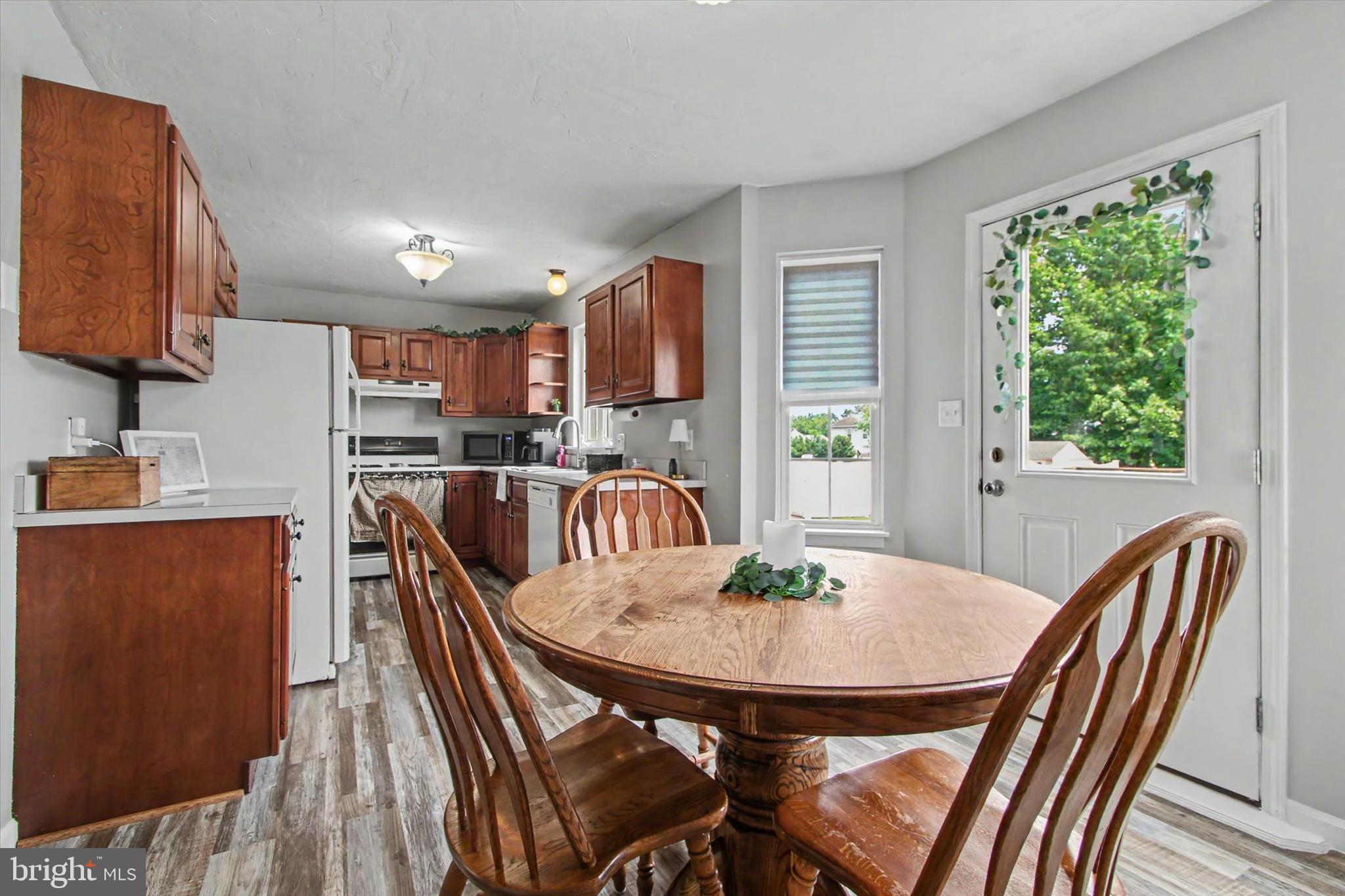 WANDERING STREAM ESTATES - Residential