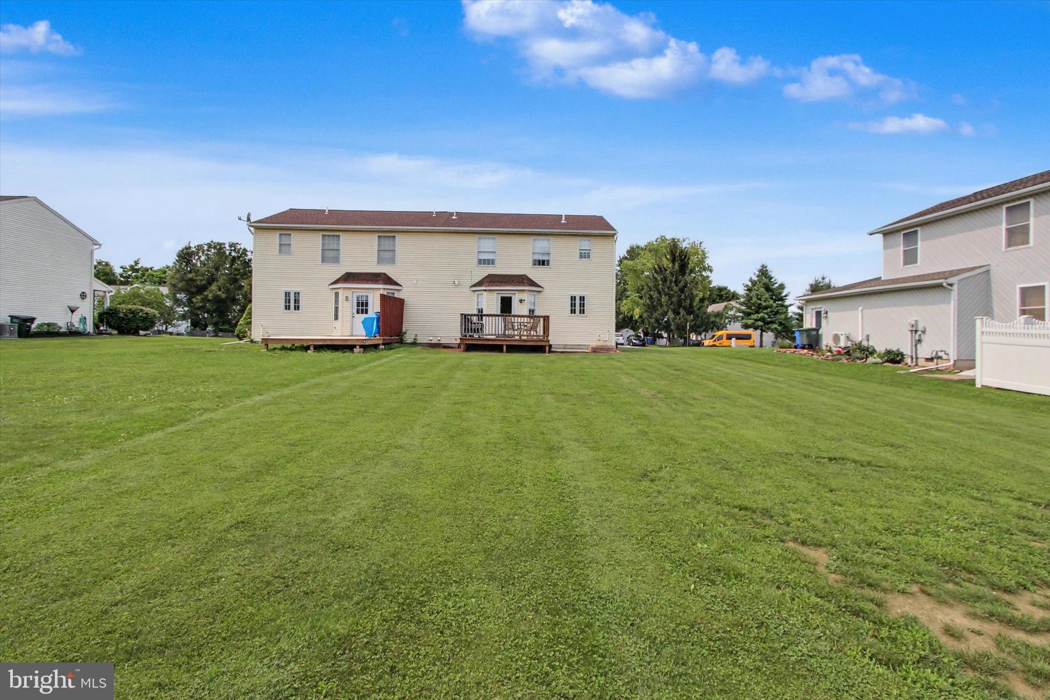 WANDERING STREAM ESTATES - Residential