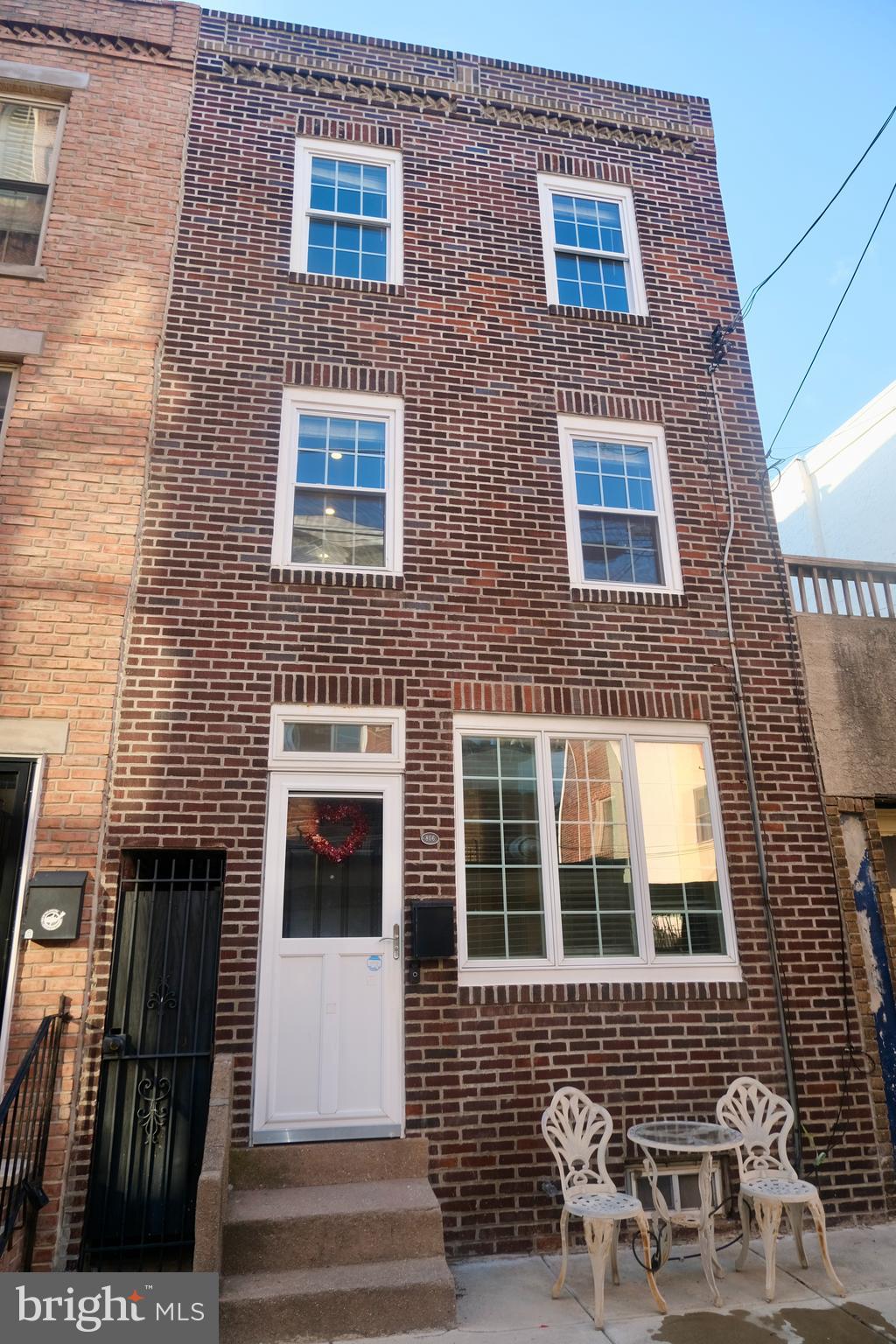Welcome to 806 S Delhi Street, a rental home nestled in Bella Vista! This home boasts 2 bedrooms, 1.5 bathrooms, and 921 sqft of living space.  This home is updated throughout and features hardwood floors, stainless steel appliances, heated towel rack in the bathroom, and spacious bedrooms with  a walk-in closet! Located in a prime area and just steps away from Angelo's, Mawn, Dante and Luigi's, and everything the Italian Market has to offer! Schedule your showing today!