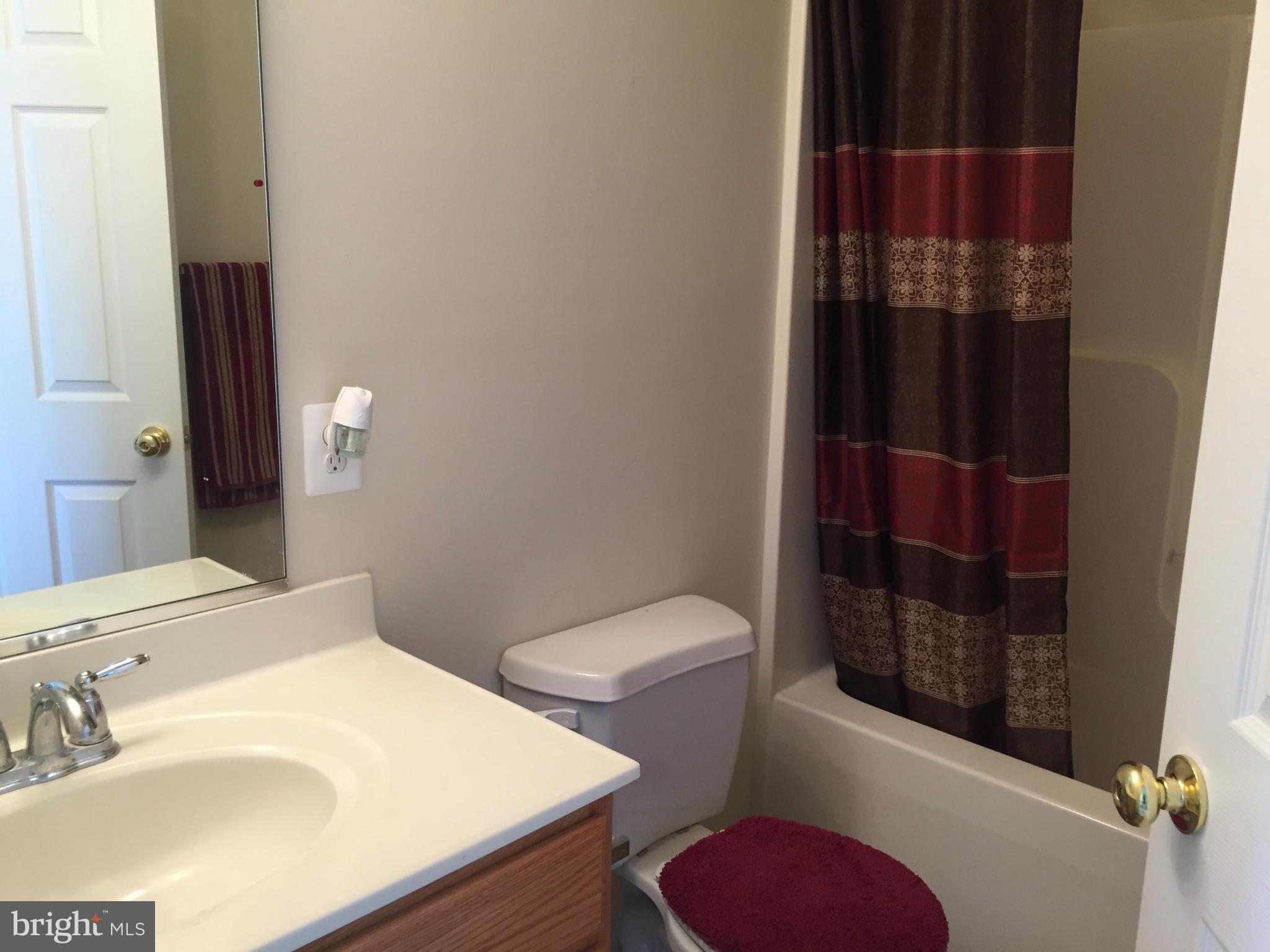 CECIL'S MILL - Residential Lease