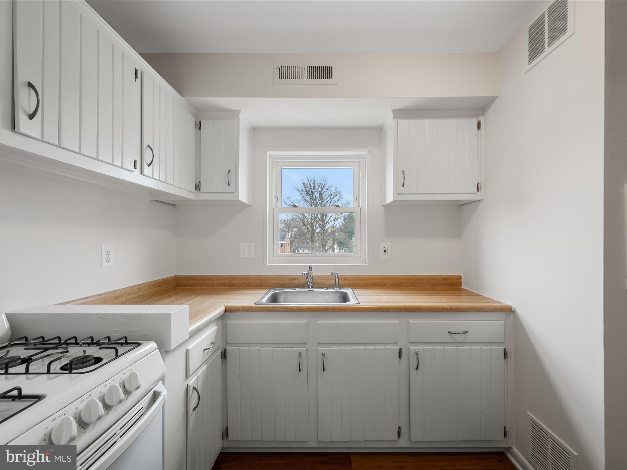 CAVALIER ARMS CONDO - Residential
