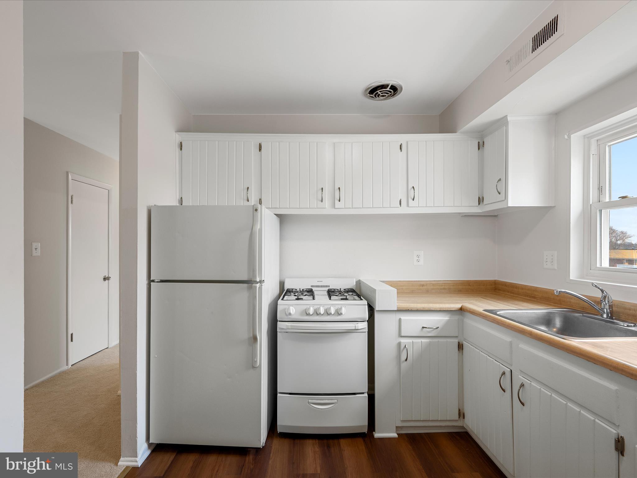 CAVALIER ARMS CONDO - Residential