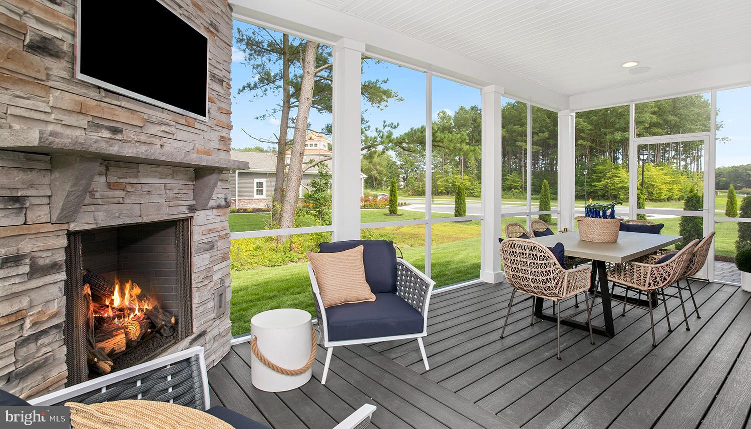 CHASE OAKS - Residential