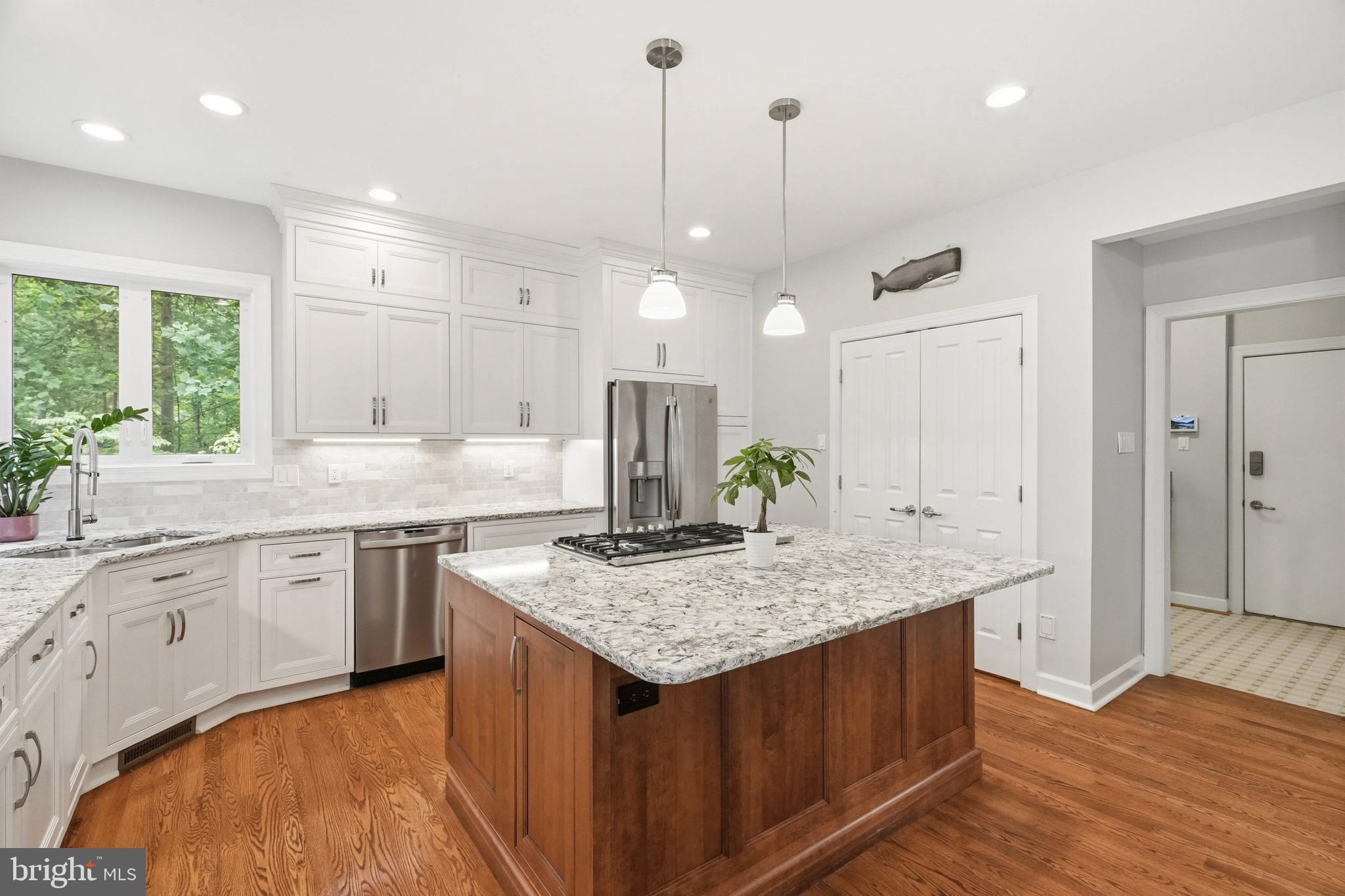VILLAGE OF RIVER HILL - Residential