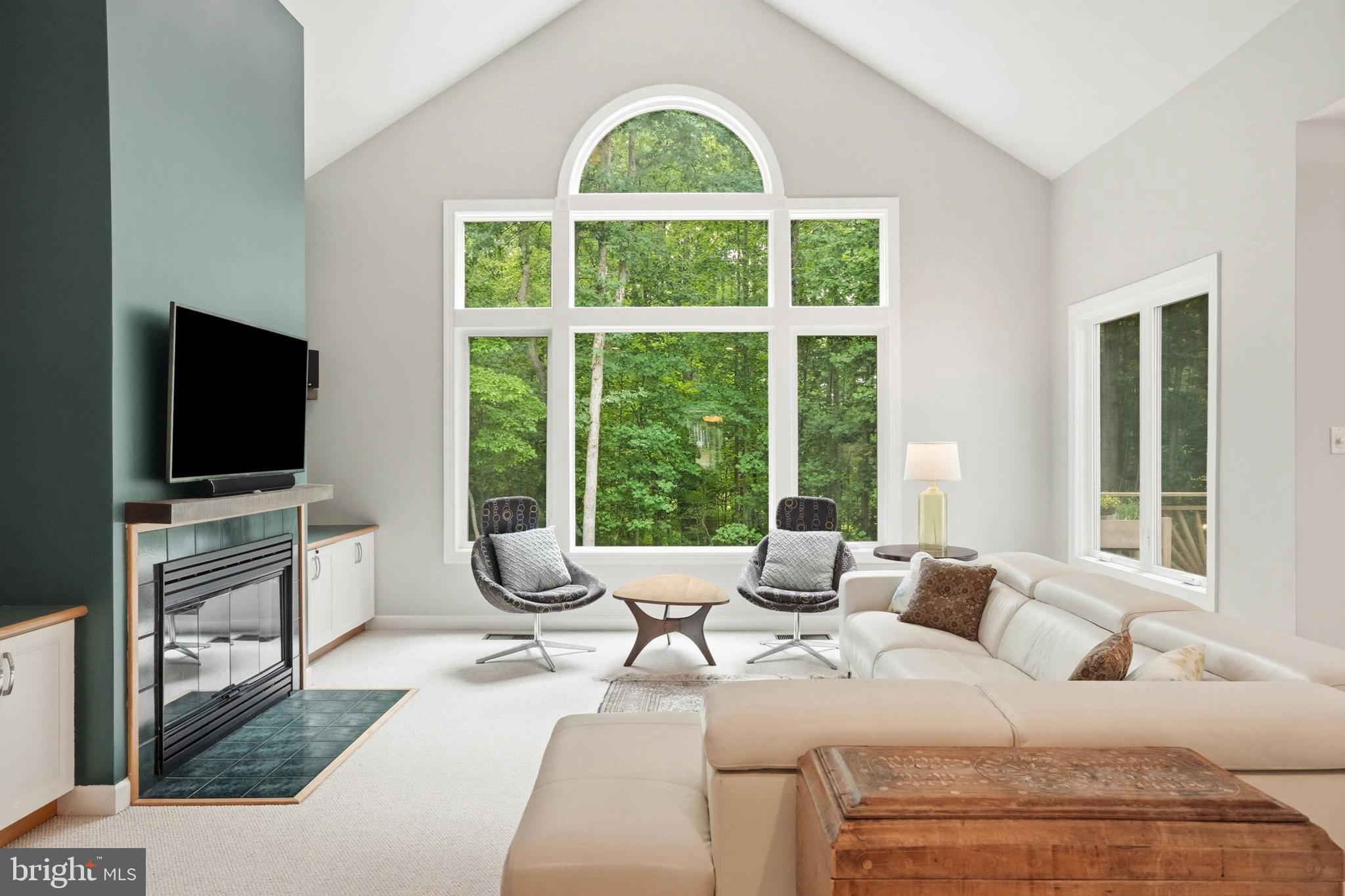VILLAGE OF RIVER HILL - Residential