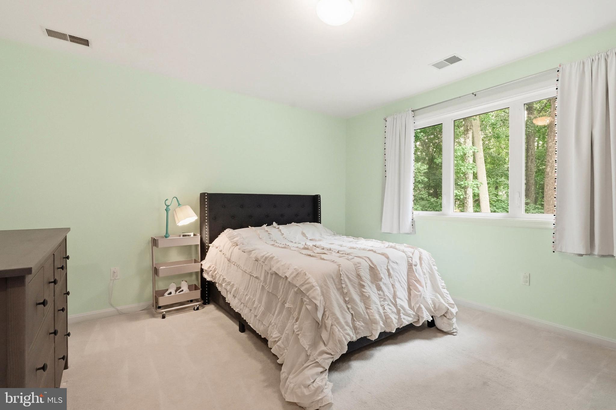 VILLAGE OF RIVER HILL - Residential