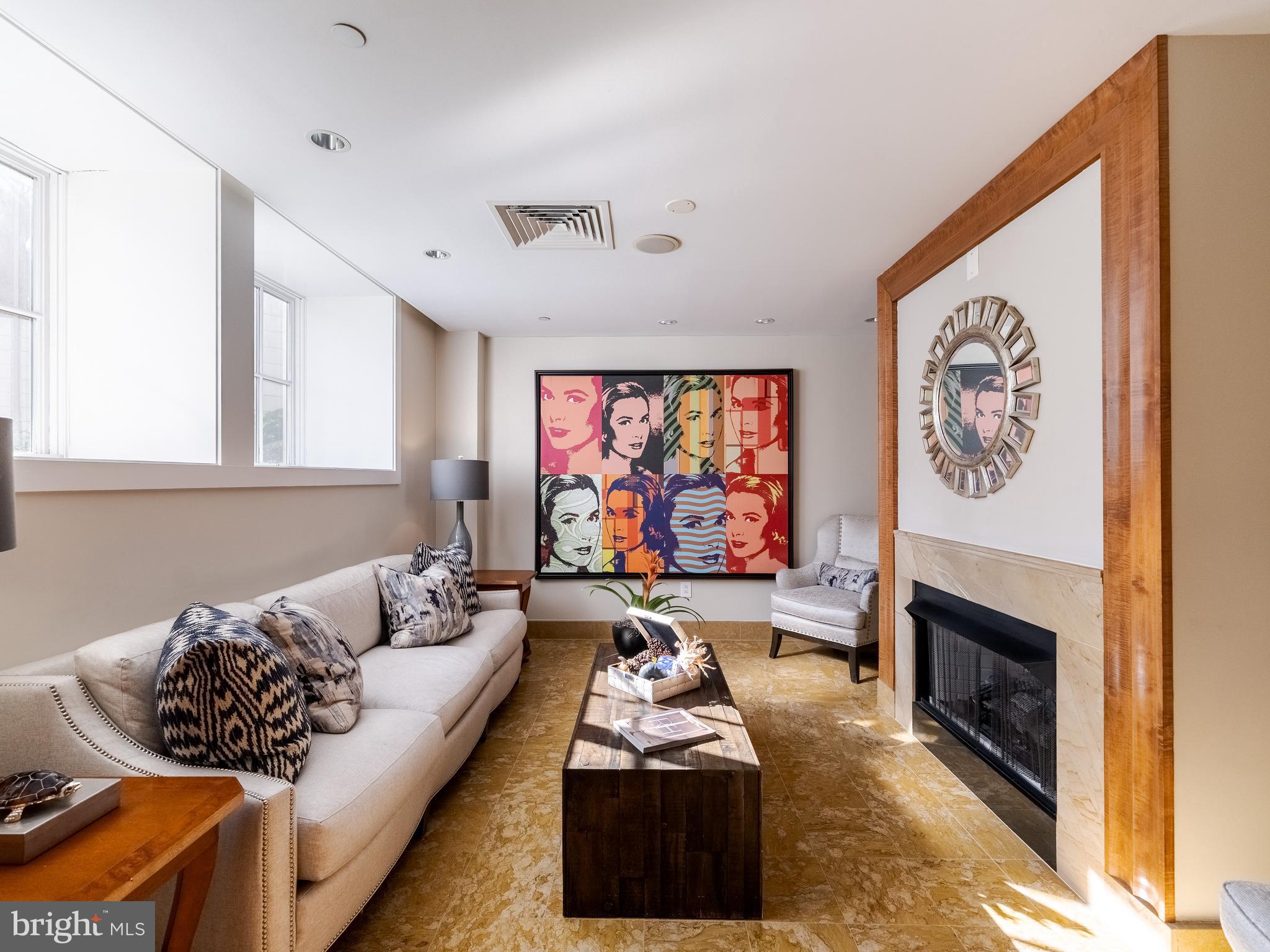CORINTHIAN - Residential