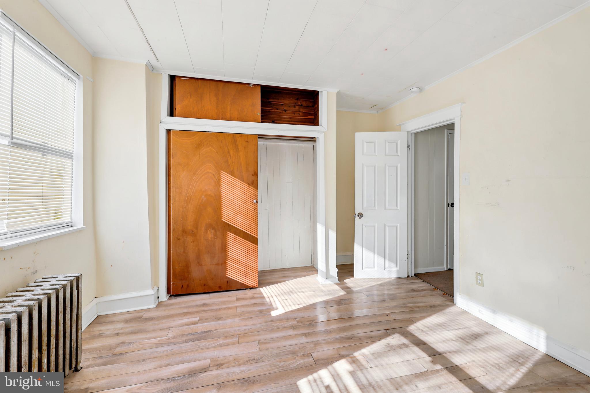 POINT BREEZE - Residential