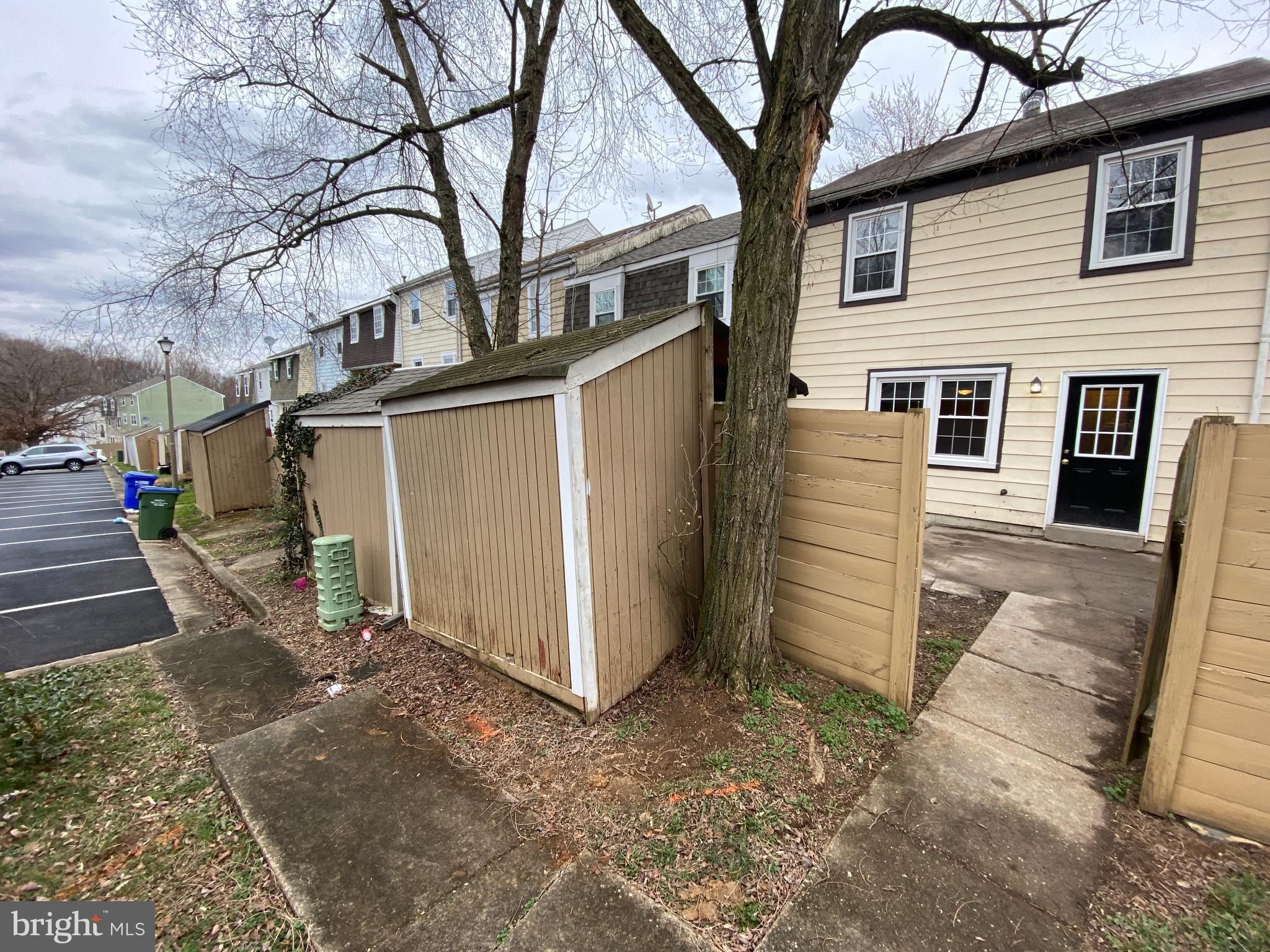 JEFFERSON PLACE - Residential Lease