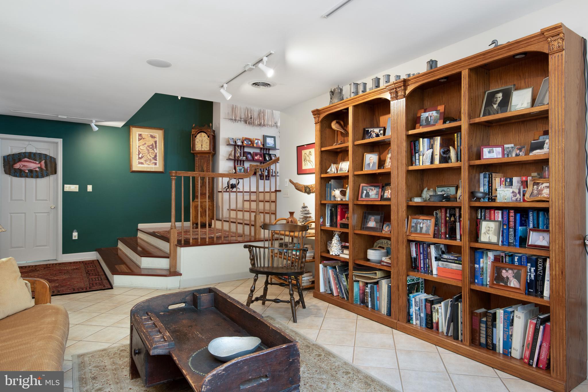 OAKWOOD - Residential