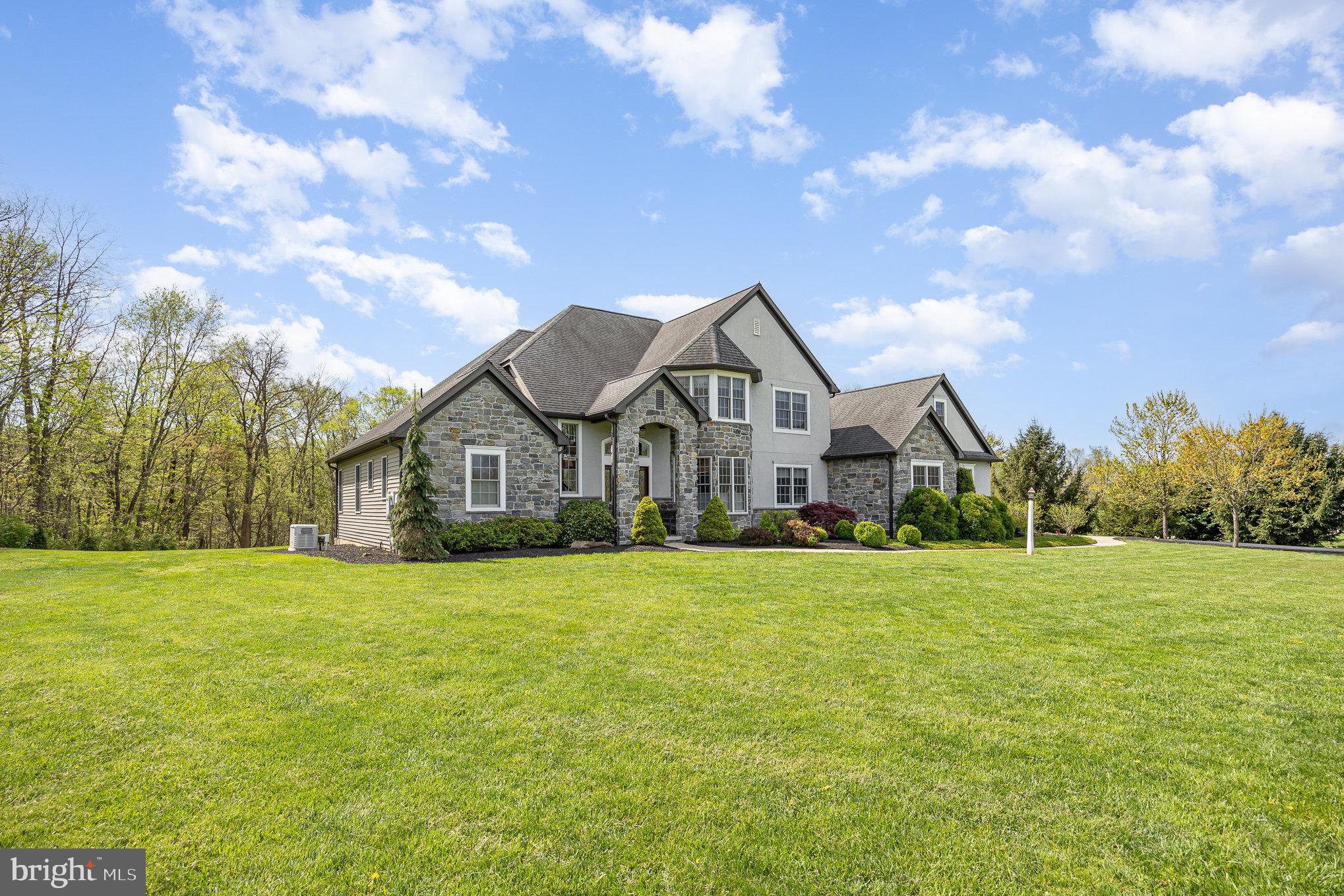 STONE CREEK ESTATES - Residential