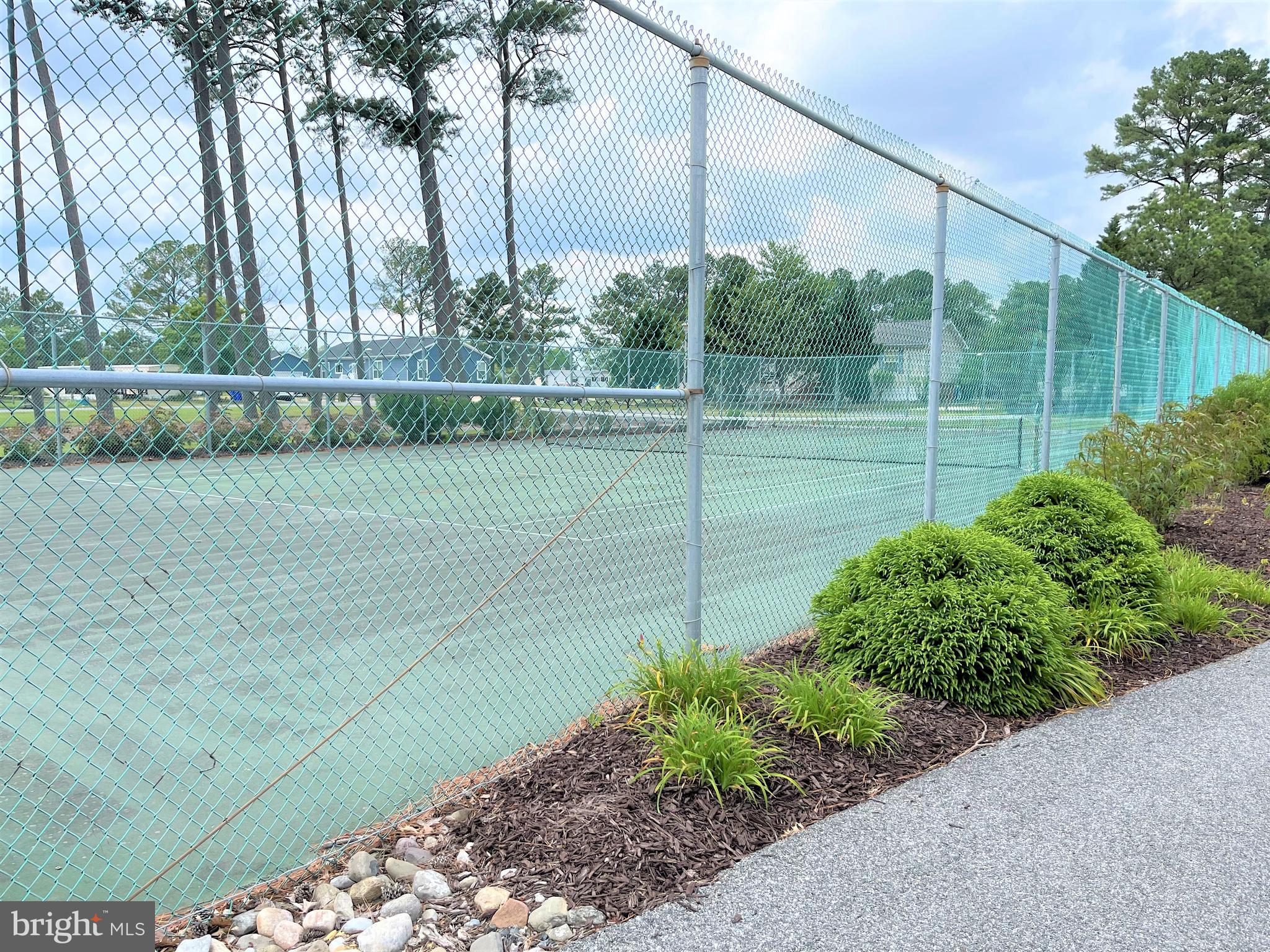 POTNETS COVESIDE - Residential