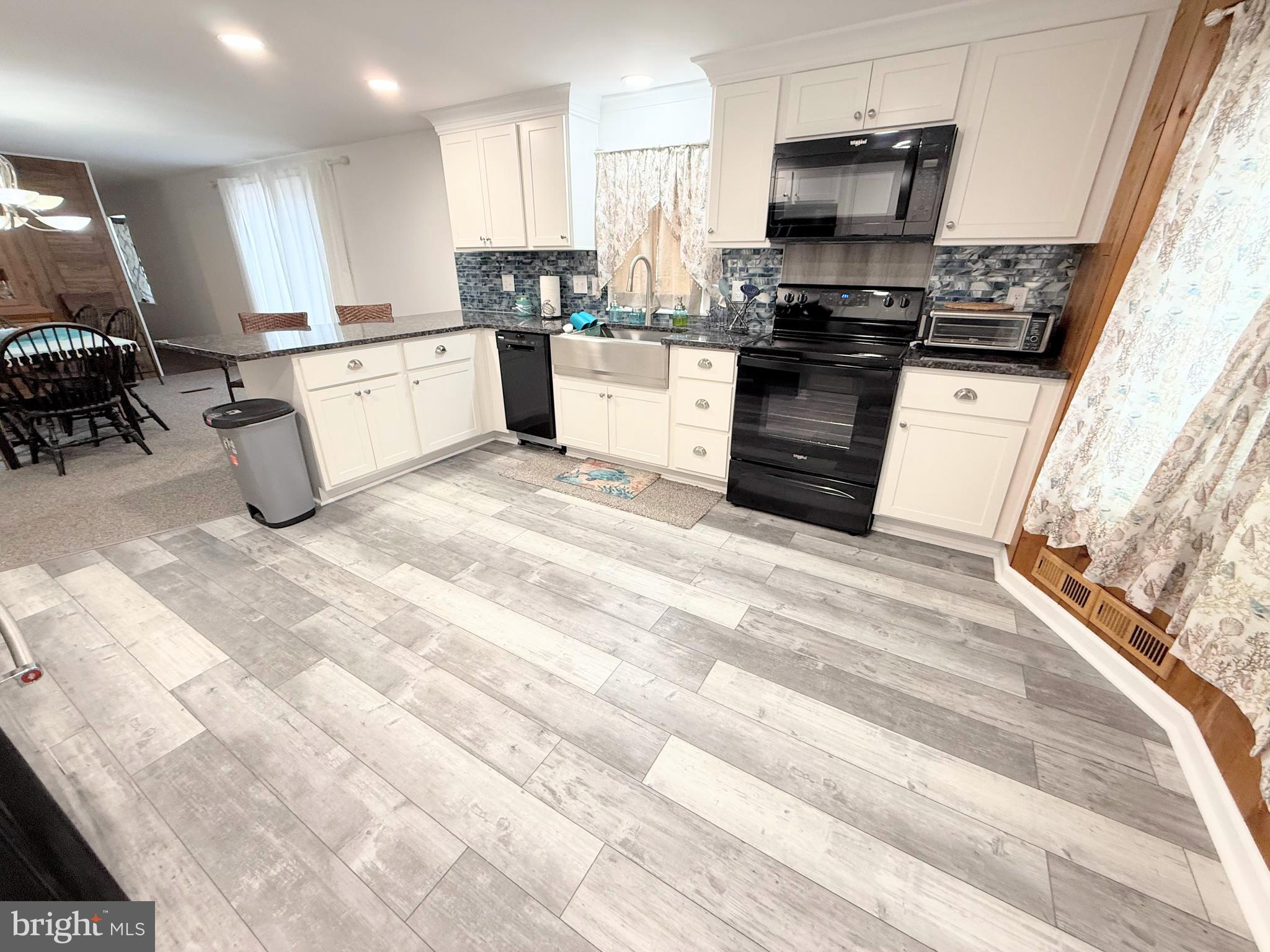 POTNETS COVESIDE - Residential