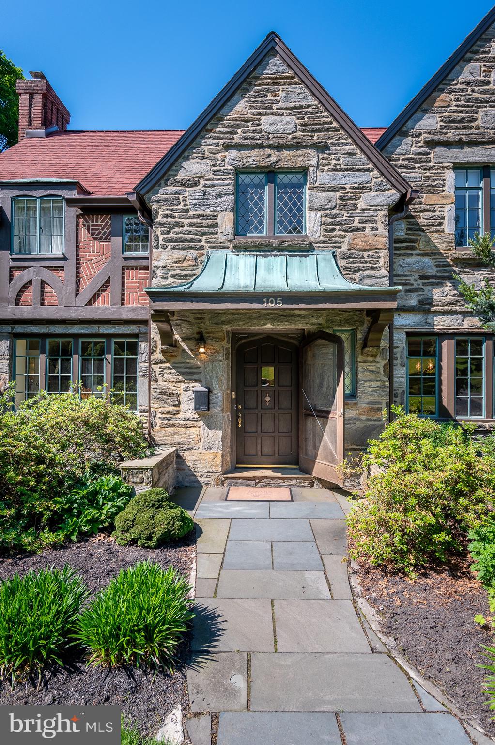 WALLINGFORD HILLS - Residential