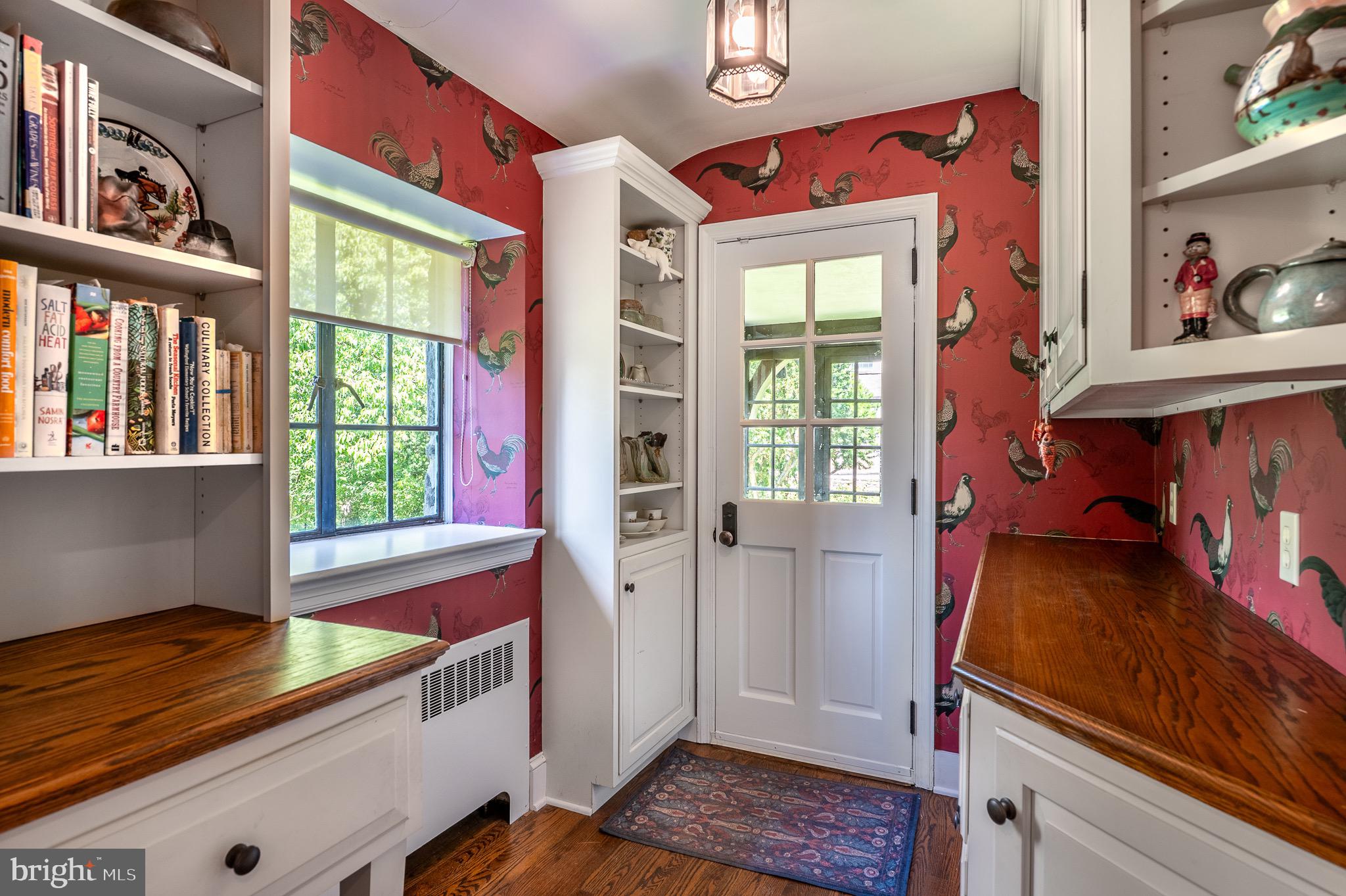 WALLINGFORD HILLS - Residential