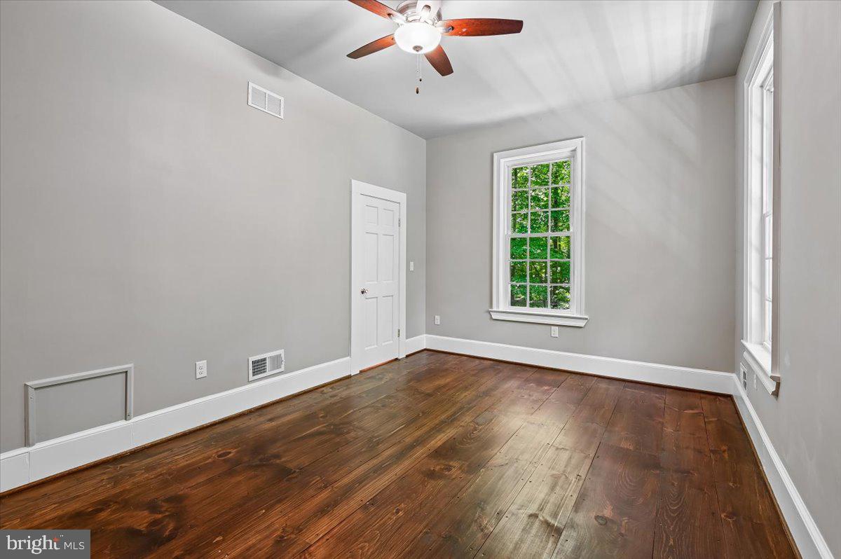 SIMPSON WOODS - Residential