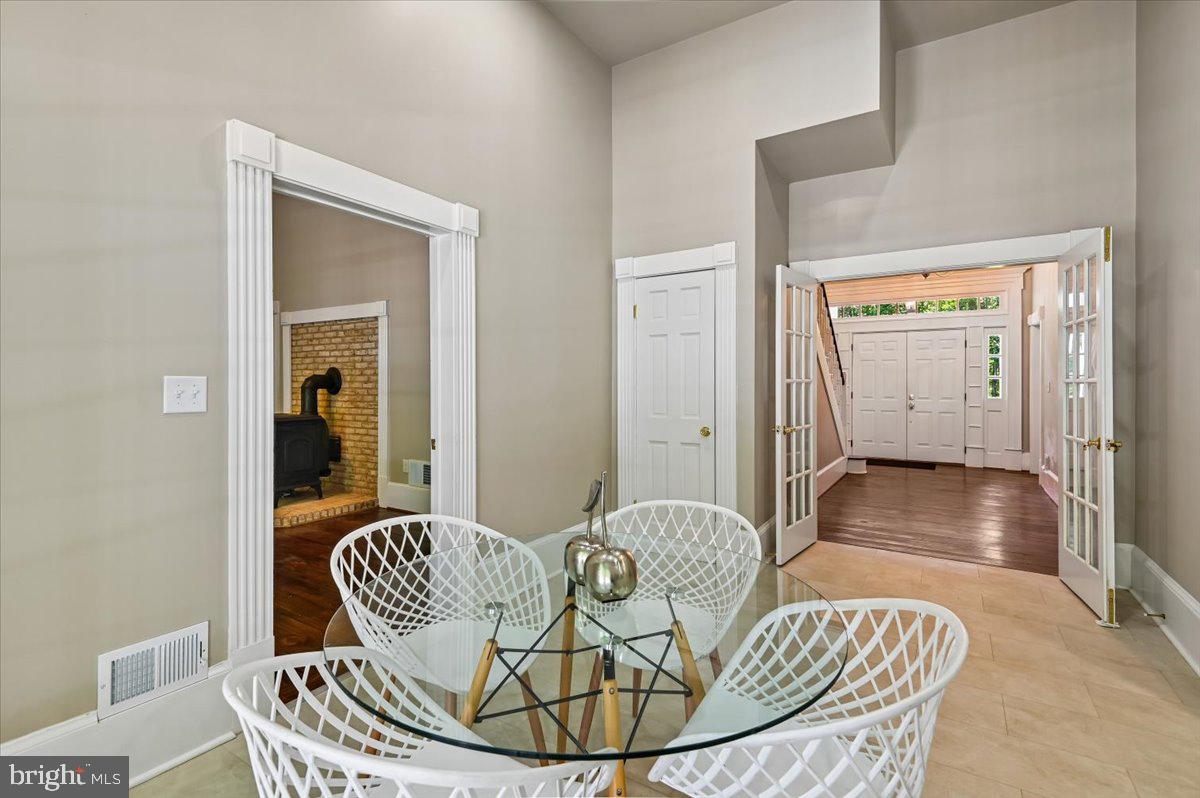 SIMPSON WOODS - Residential