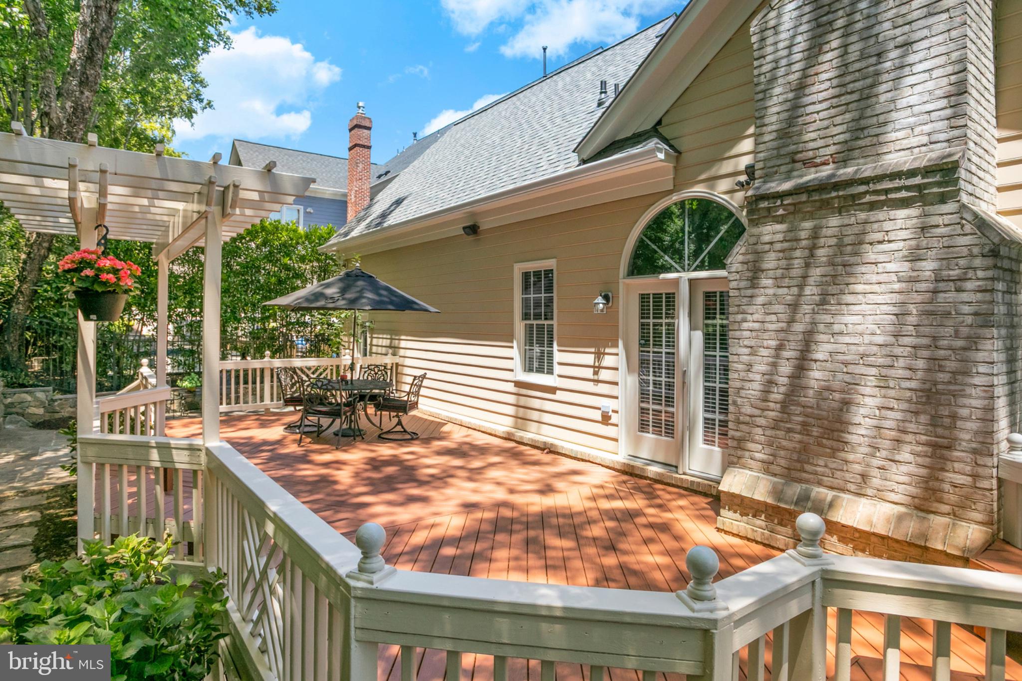 CHEVY CHASE PARK - Residential