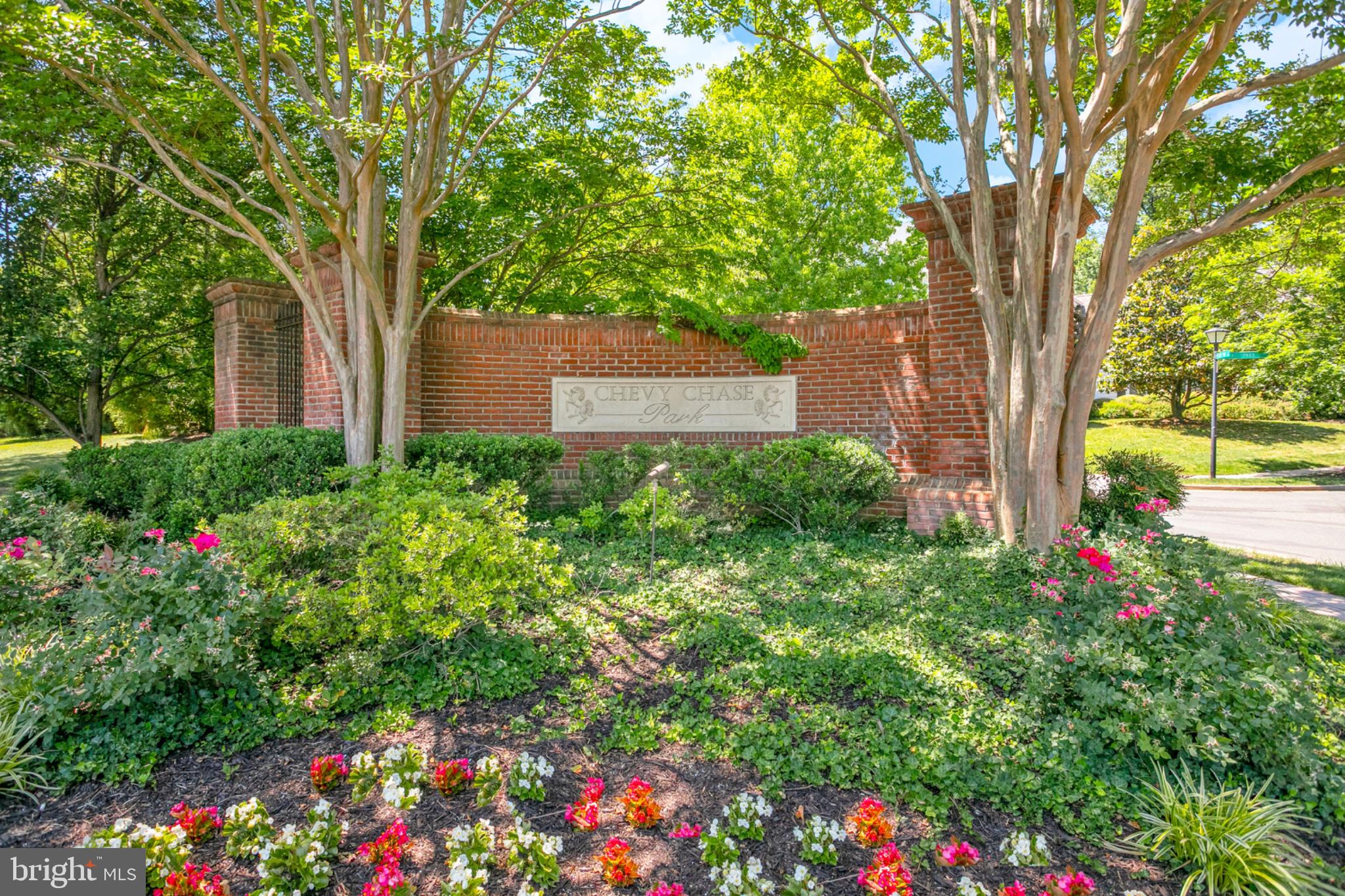 CHEVY CHASE PARK - Residential