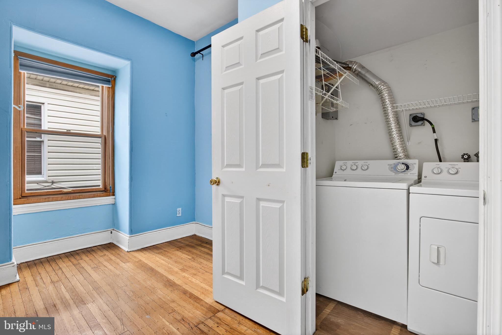 POWELTON VILLAGE - Residential Income