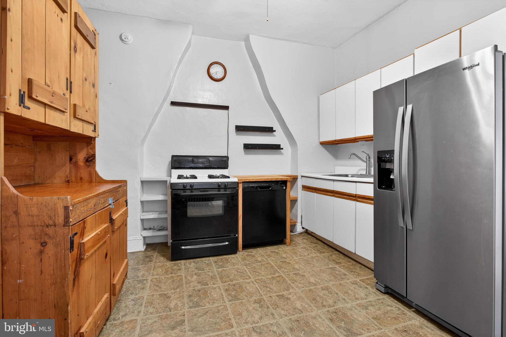 POWELTON VILLAGE - Residential Income