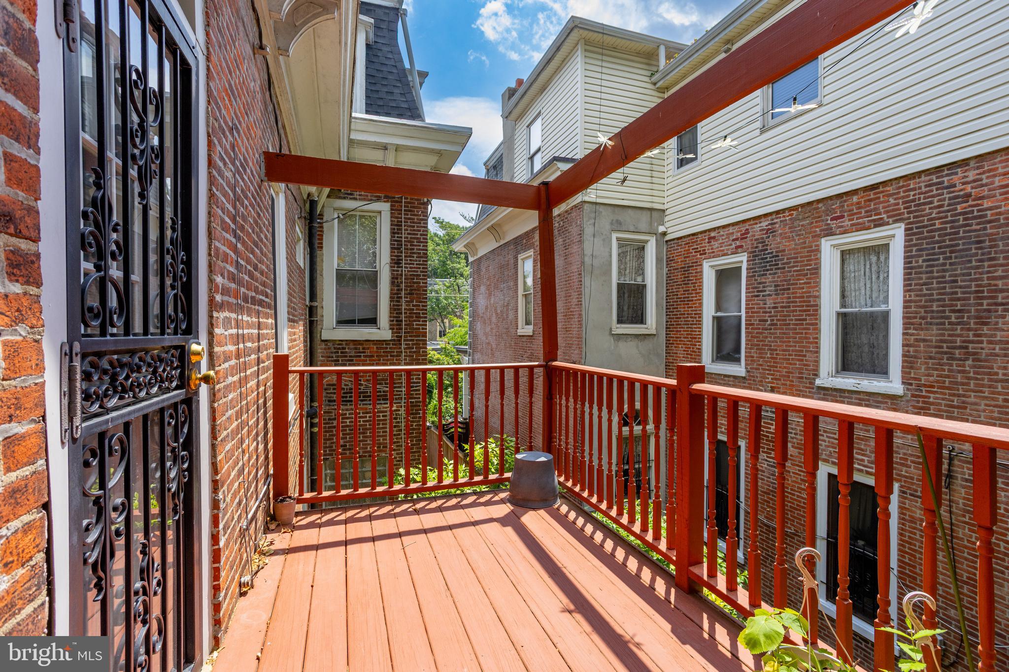 POWELTON VILLAGE - Residential Income