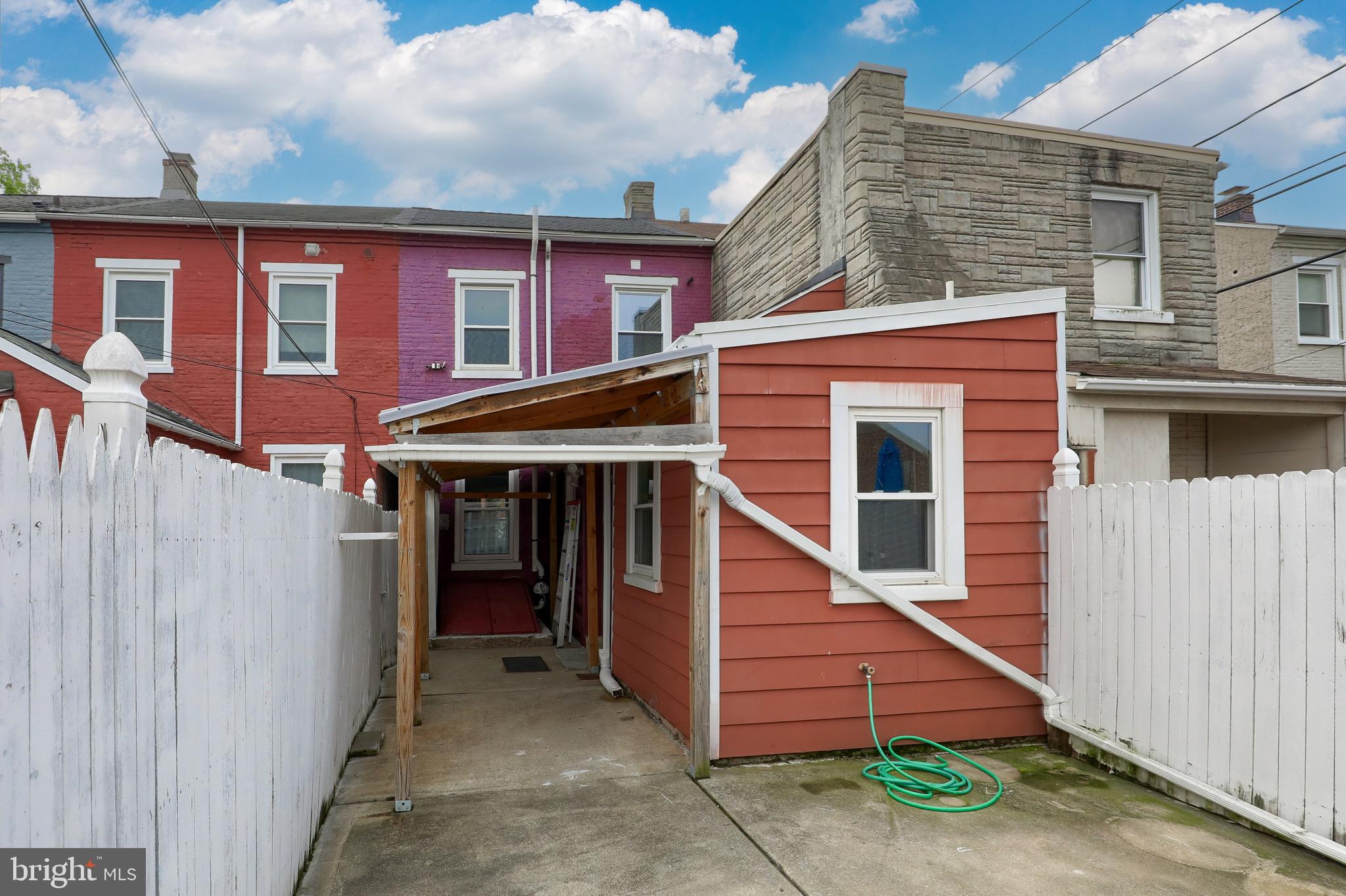 STADIUM DISTRICT - Residential