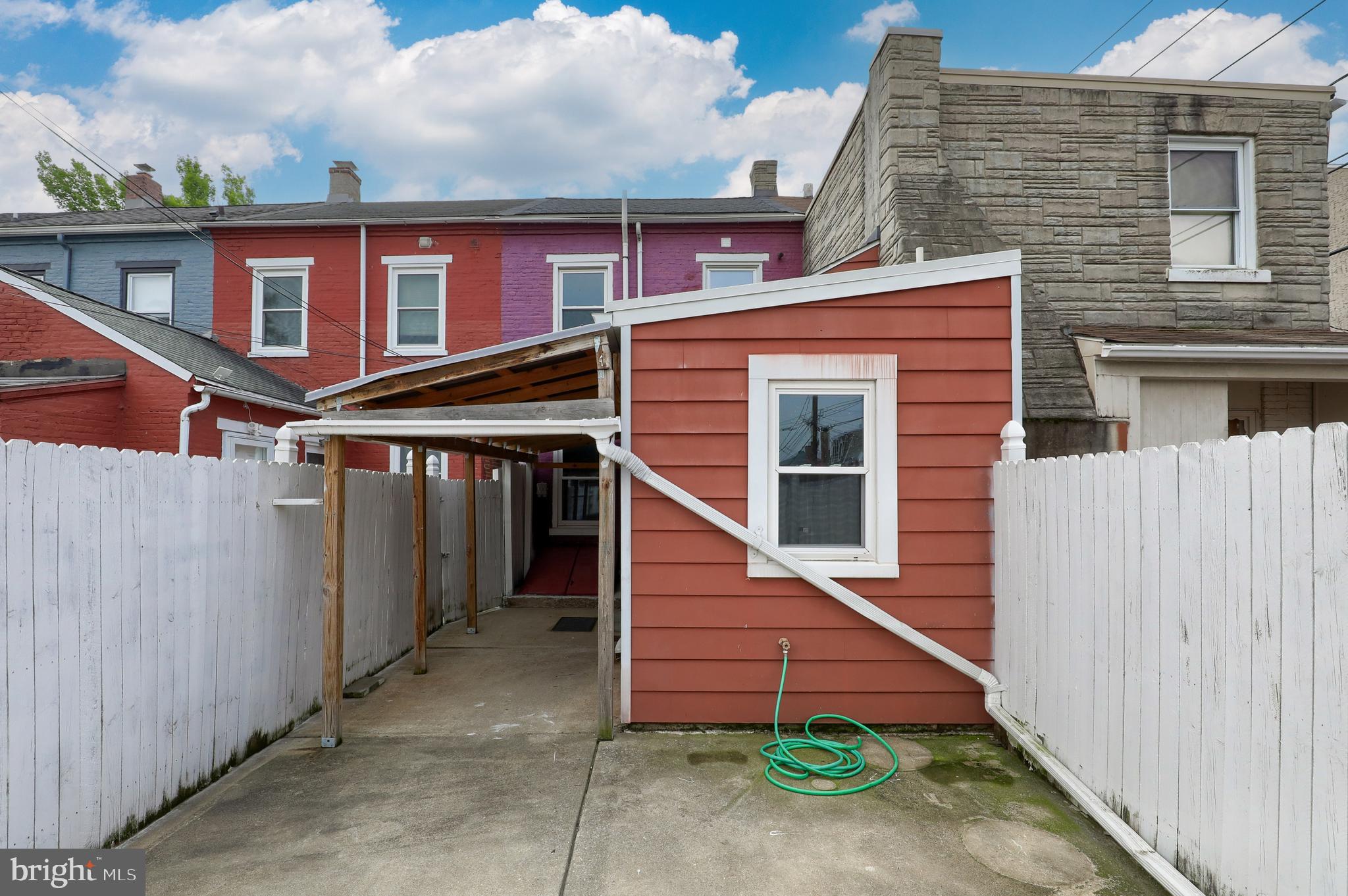 STADIUM DISTRICT - Residential