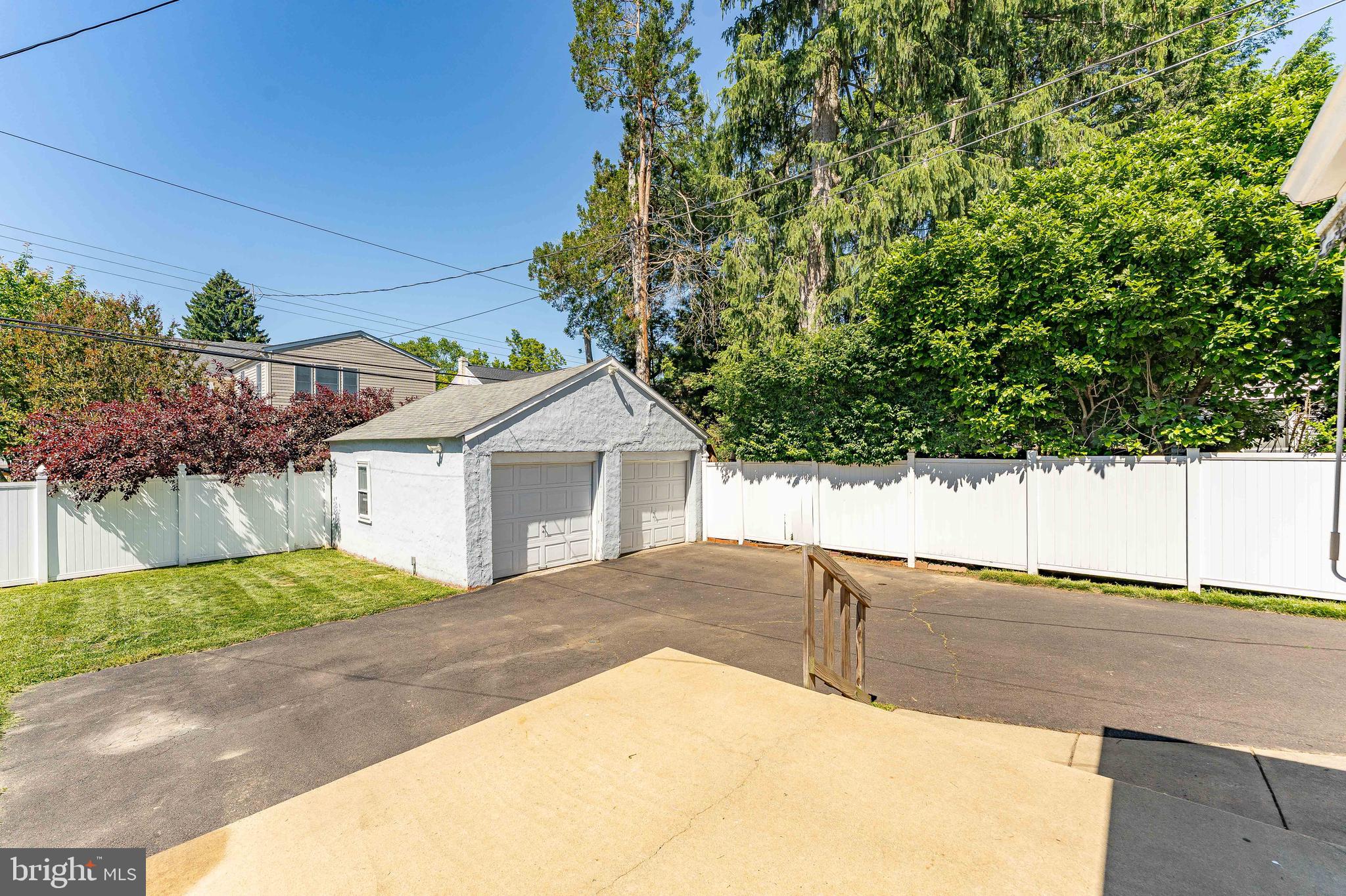 OVERLOOK HILLS - Residential