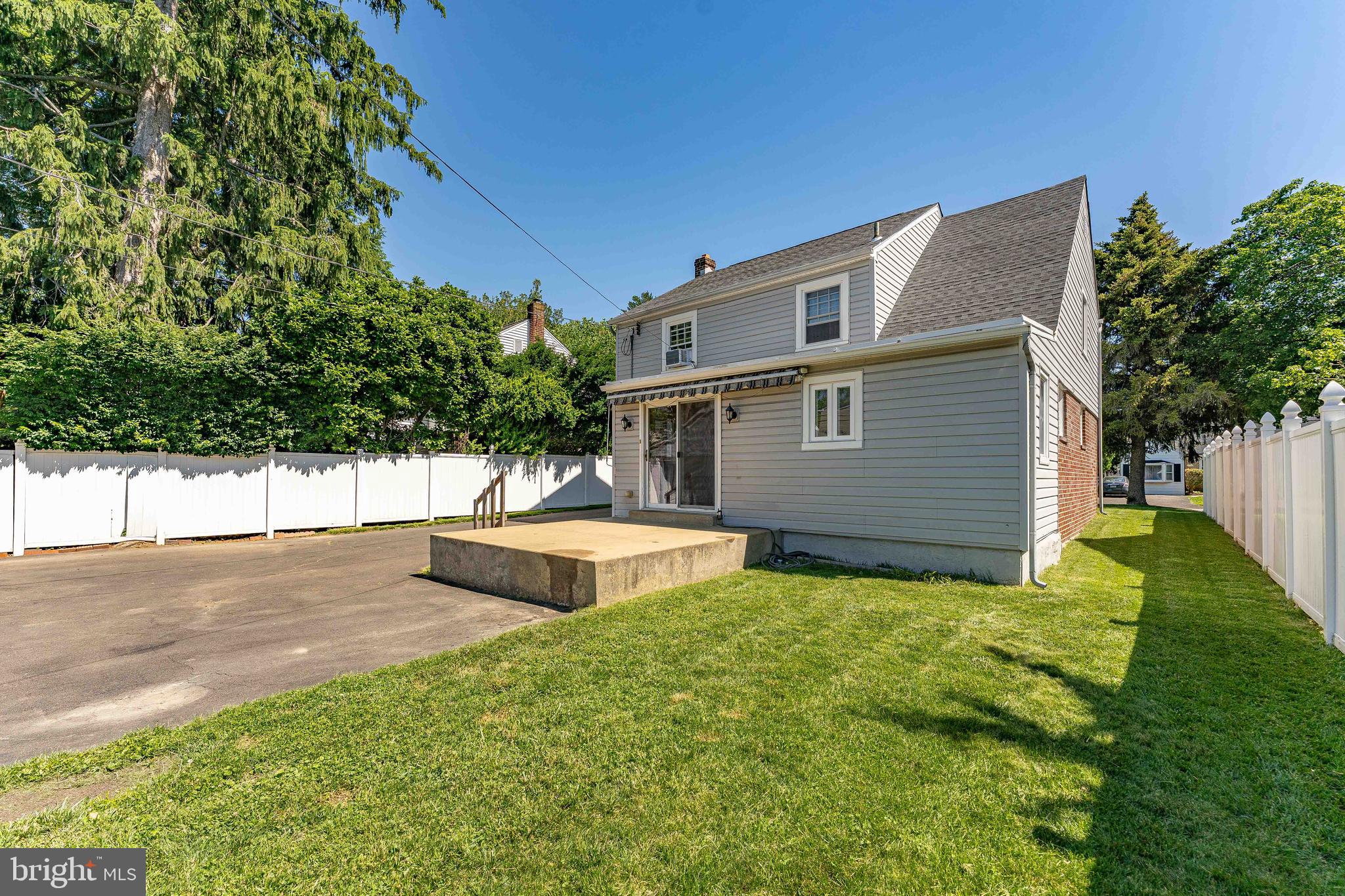 OVERLOOK HILLS - Residential