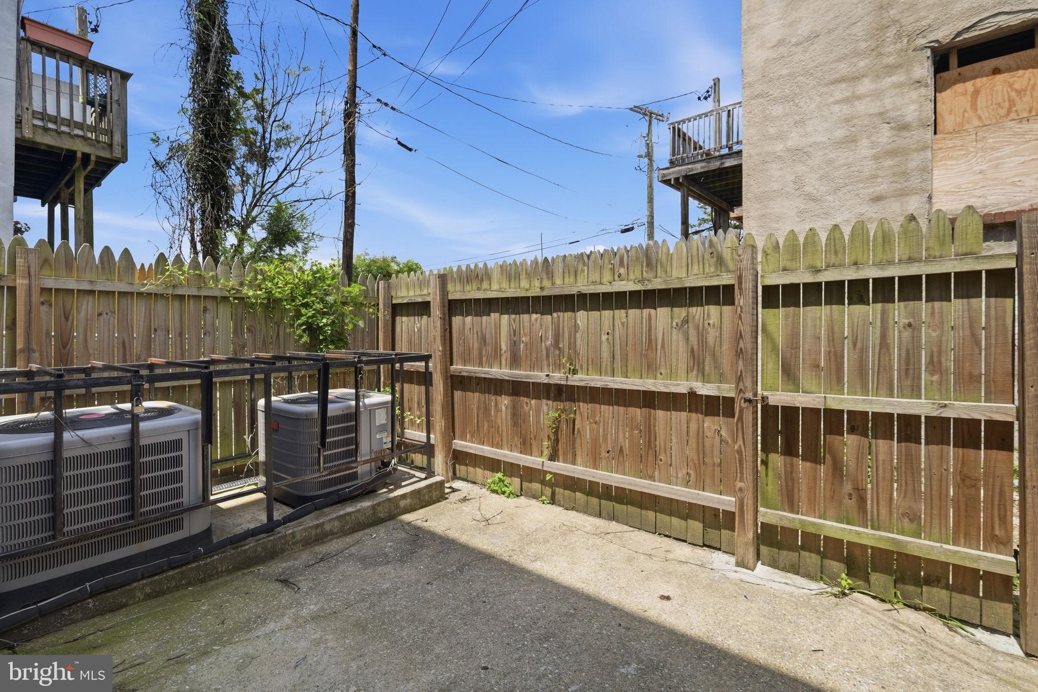 BARCLAY - GREENMOUNT - Residential