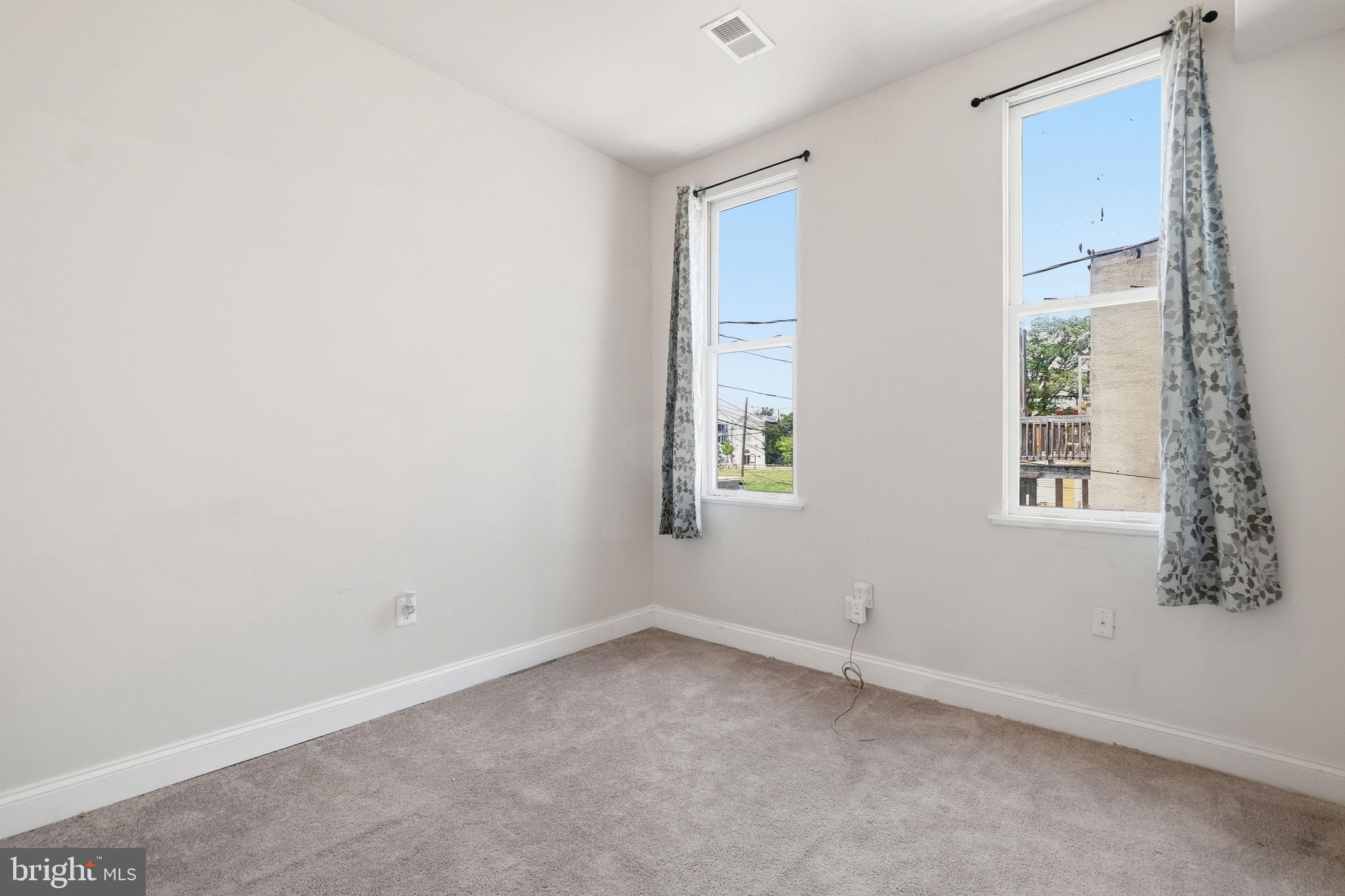 BARCLAY - GREENMOUNT - Residential